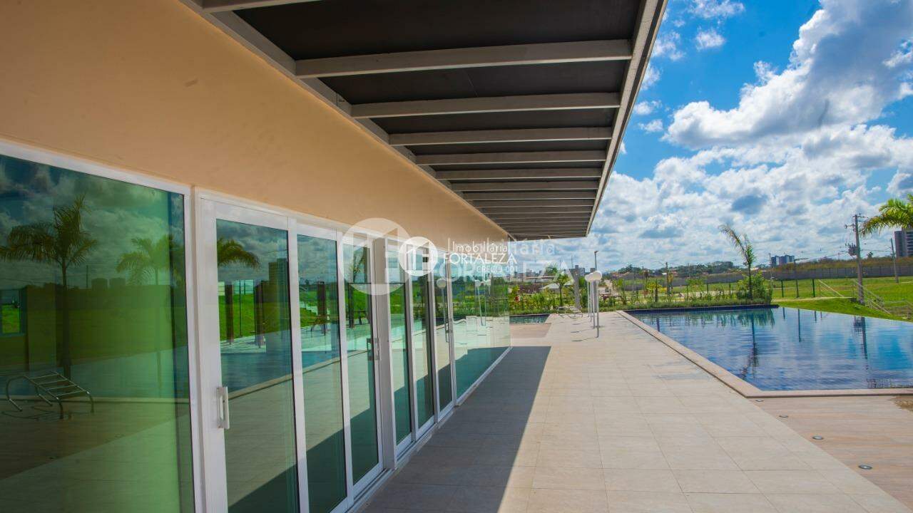 Terreno à venda no Condomínio Swiss Park: 