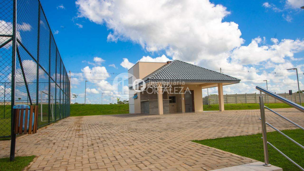 Terreno à venda no Condomínio Swiss Park: 