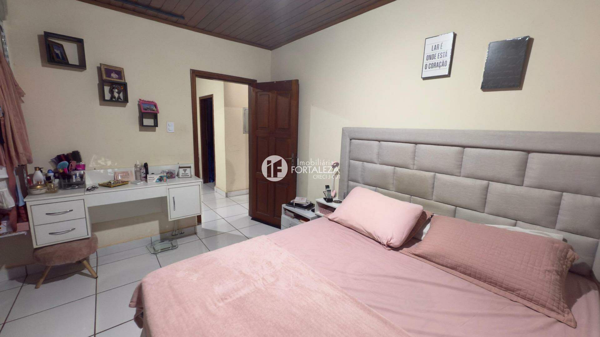 Casa Residencial à venda no Conjunto Tangará: 