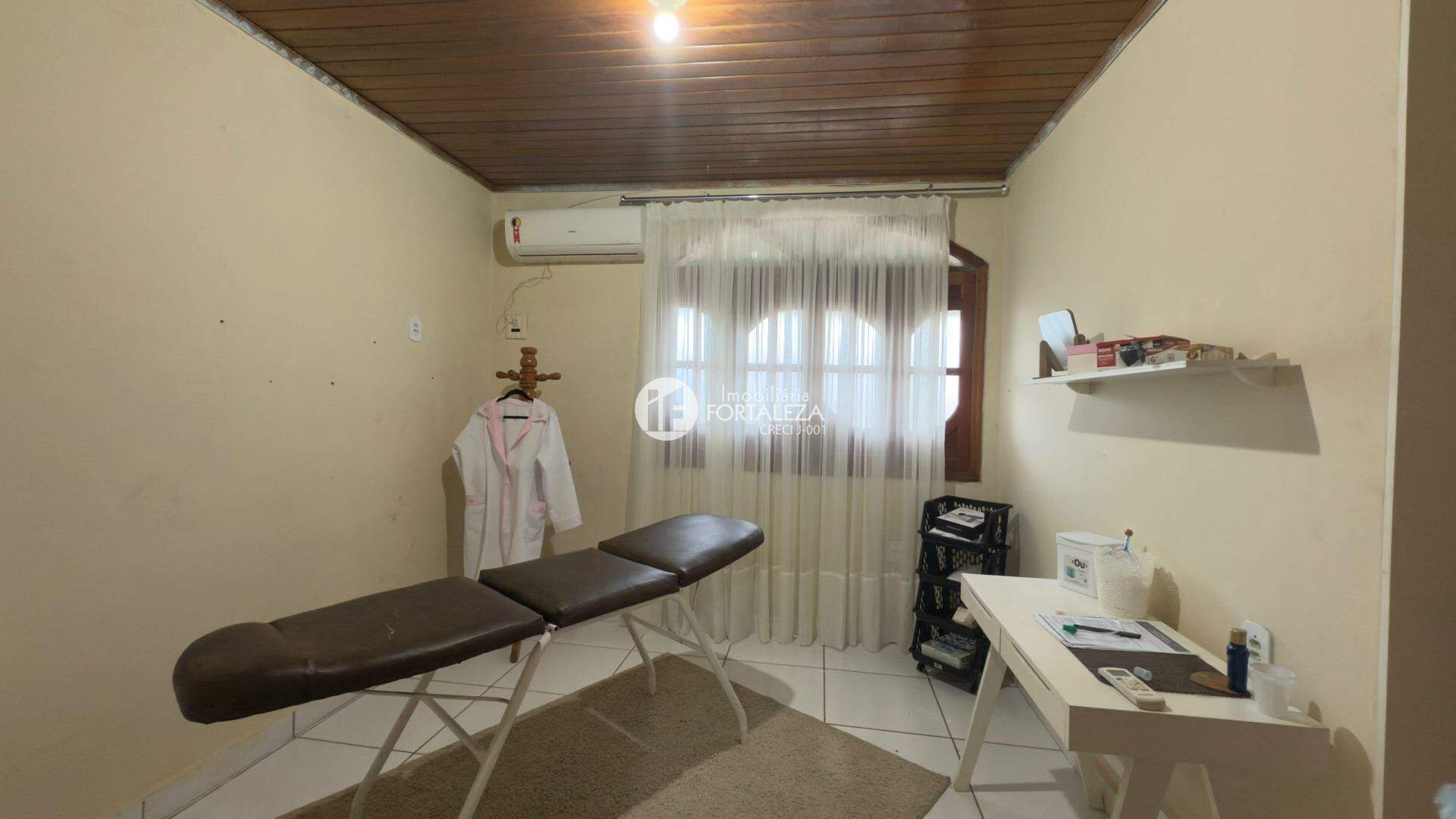 Casa Residencial à venda no Conjunto Tangará: 