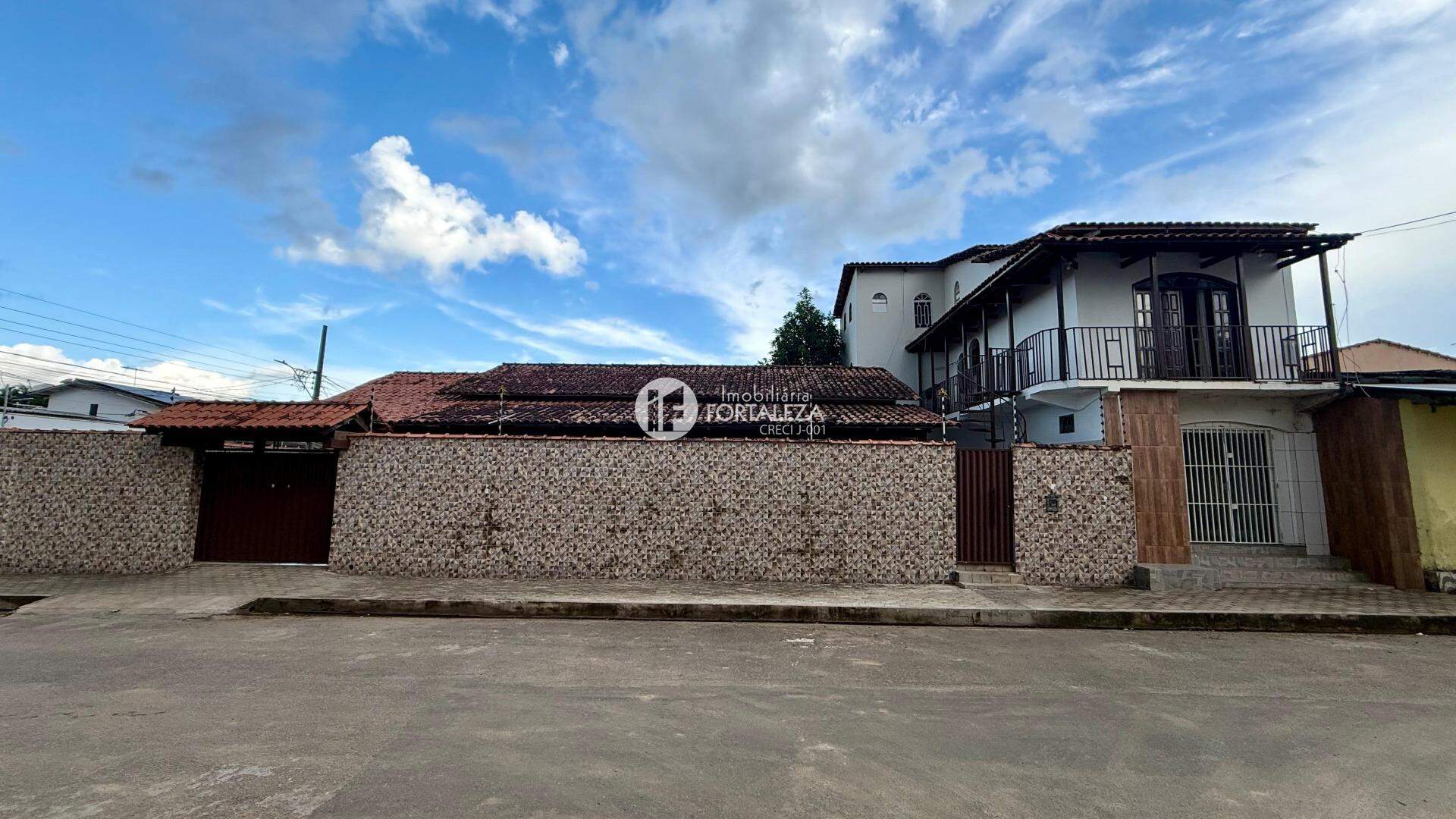 Casa Residencial à venda no Conjunto Manoel Julião: 