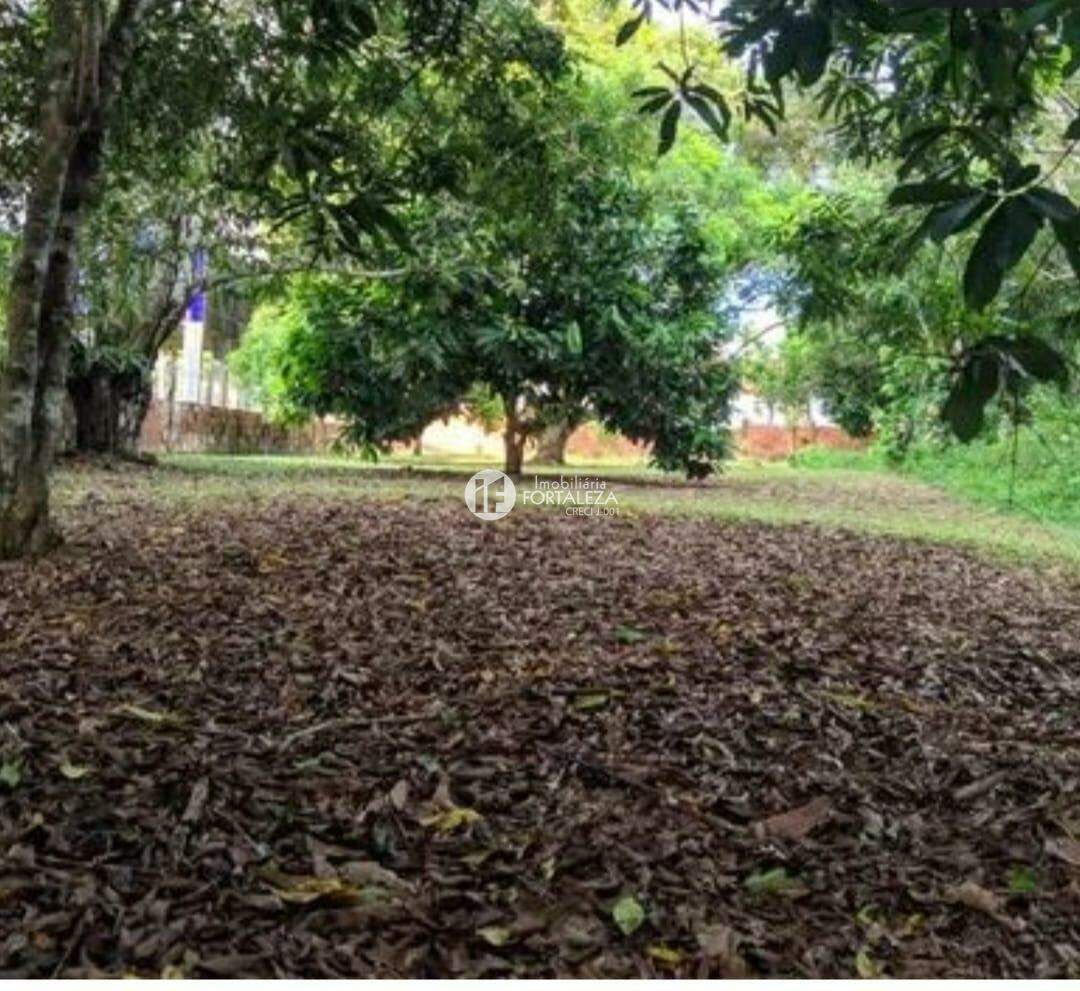 Lote à venda no Vila da Amizade: 