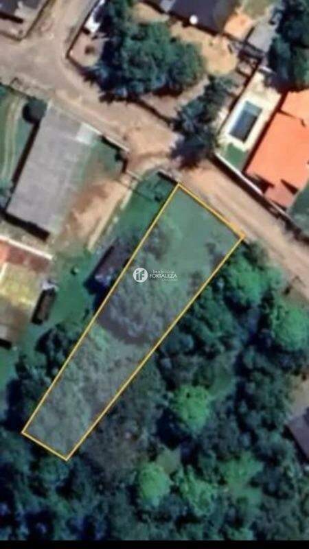 Lote à venda no Vila da Amizade: 