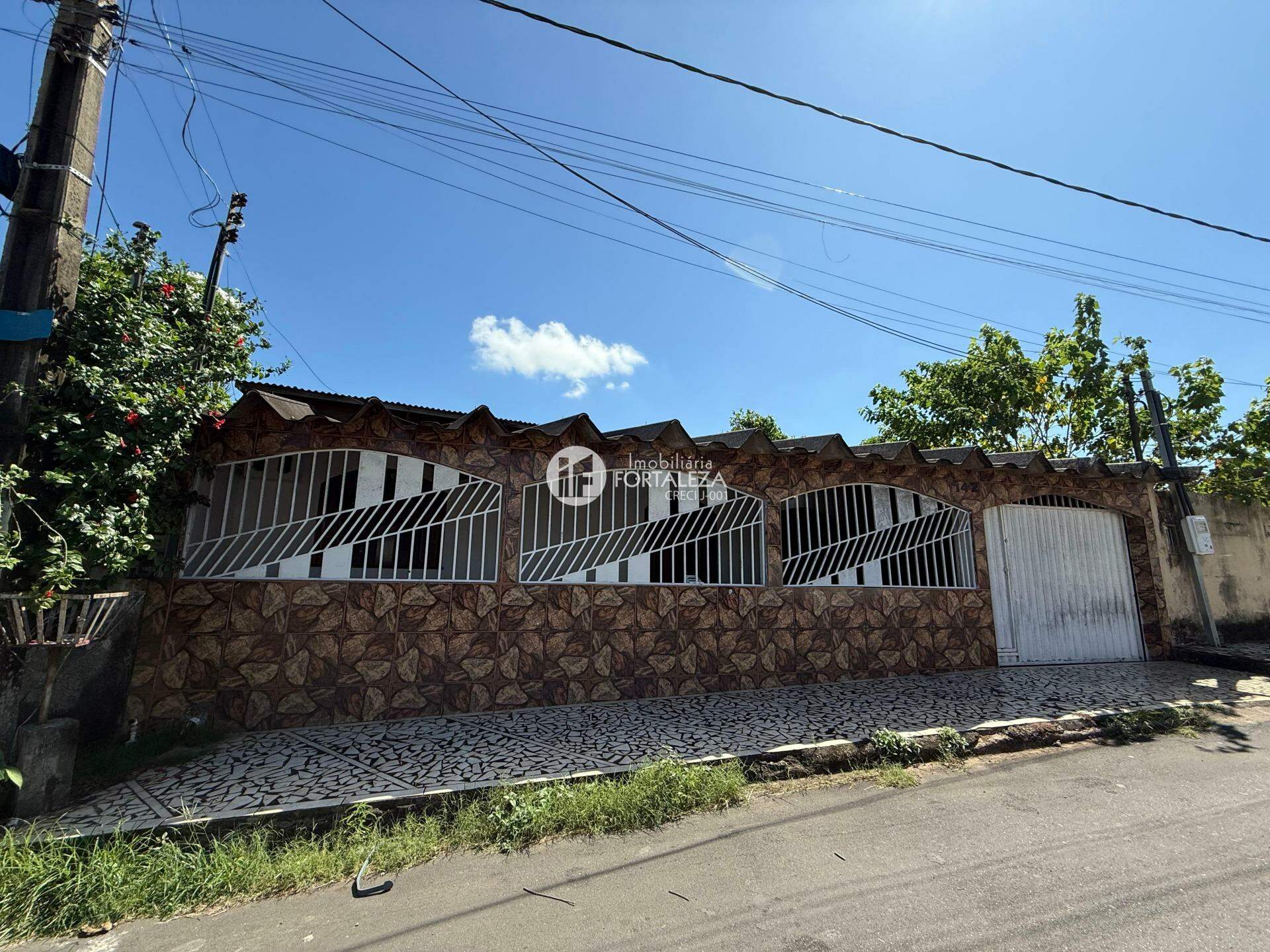 Casa à venda no Conjunto Bela Vista: