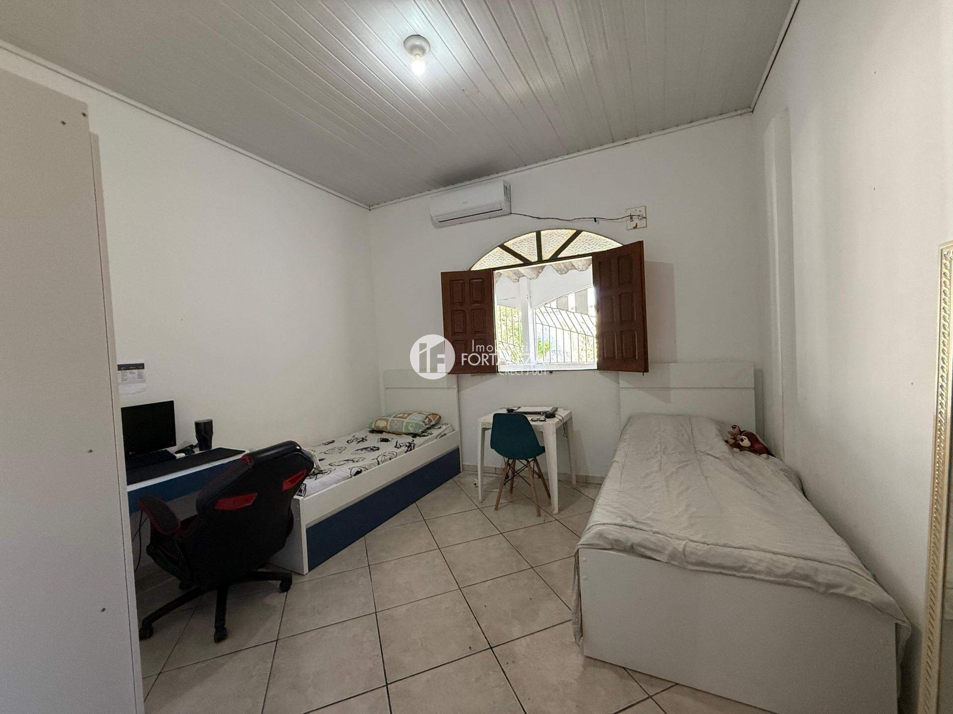 Casa à venda no Conjunto Bela Vista: 