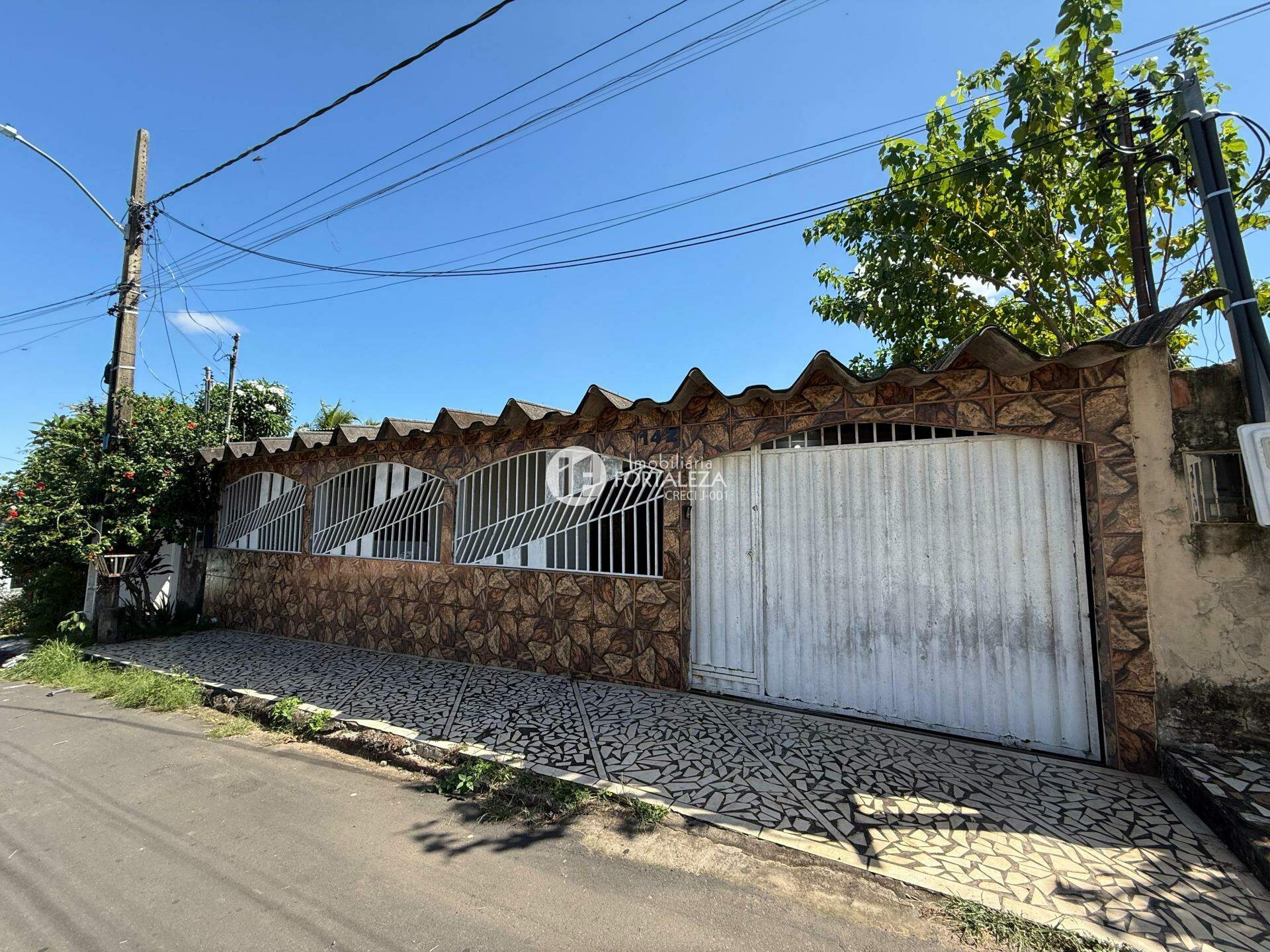Casa à venda no Conjunto Bela Vista: