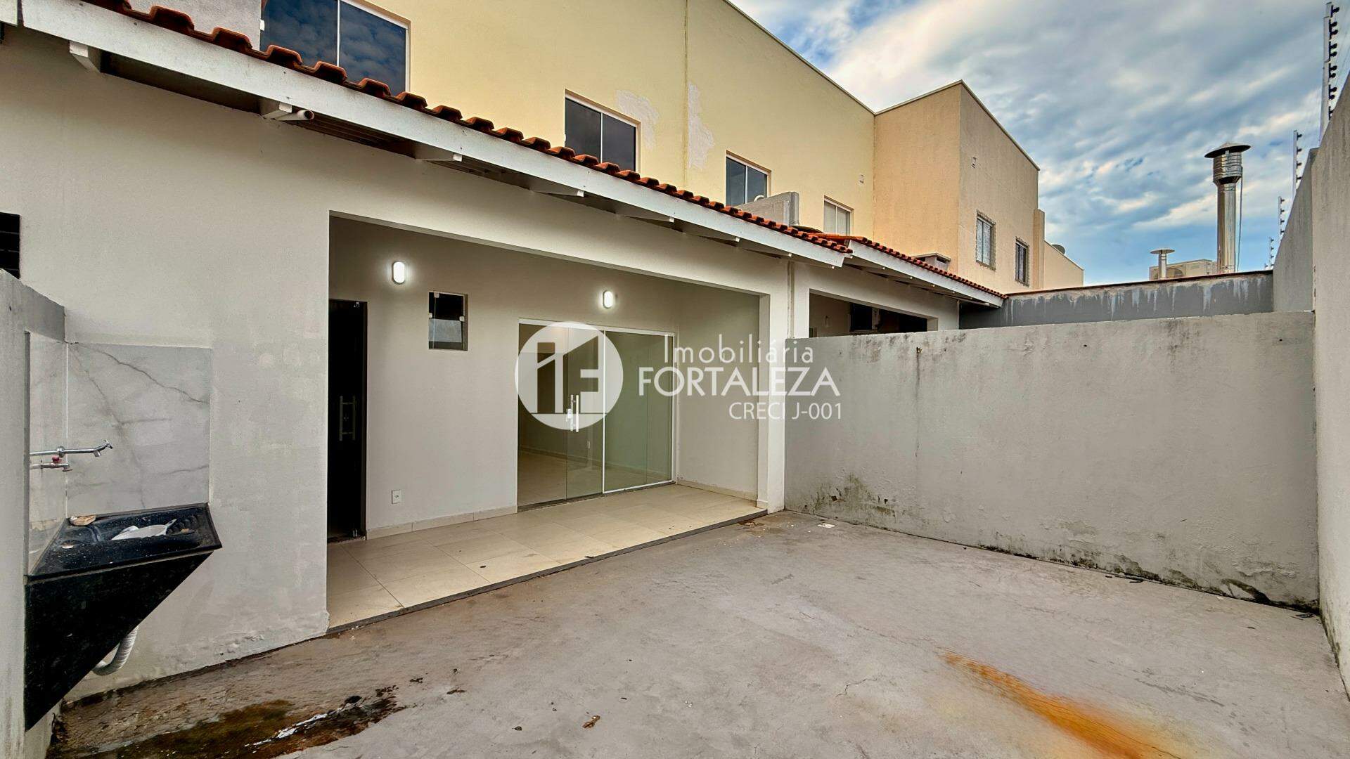 Casa Residencial para aluguel no Goya Residence: 