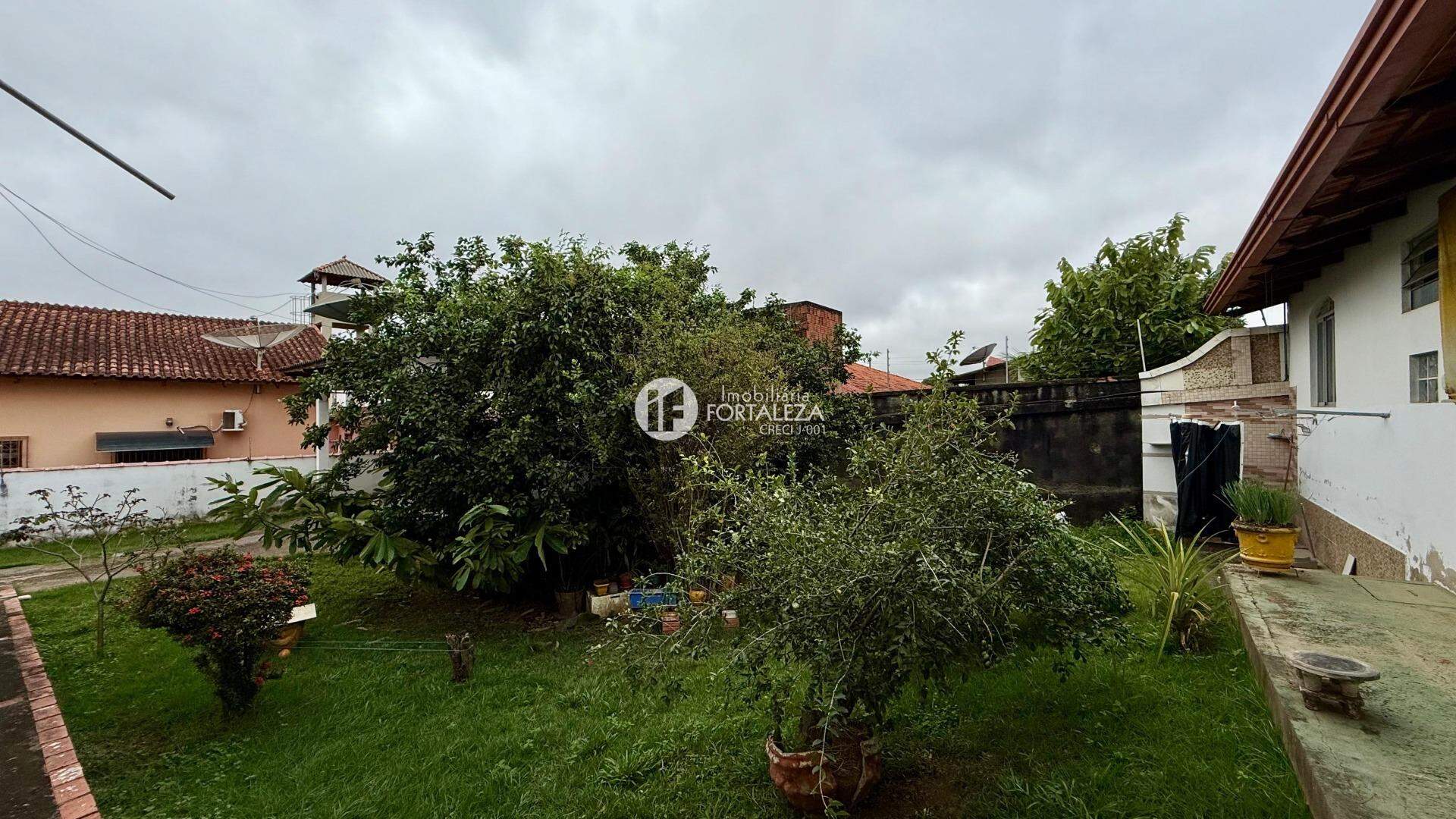 Casa à venda no Vila Ivonete: 