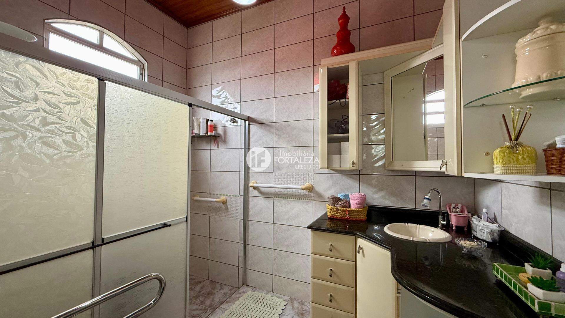 Casa à venda no Vila Ivonete: 