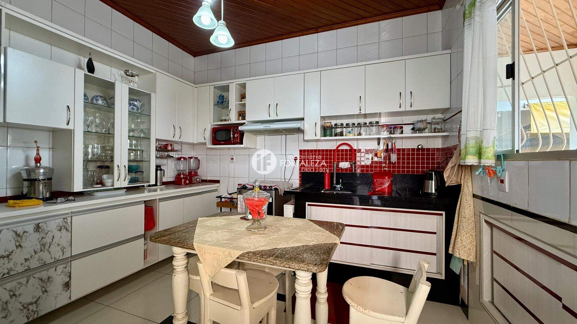 Casa à venda no Vila Ivonete: 