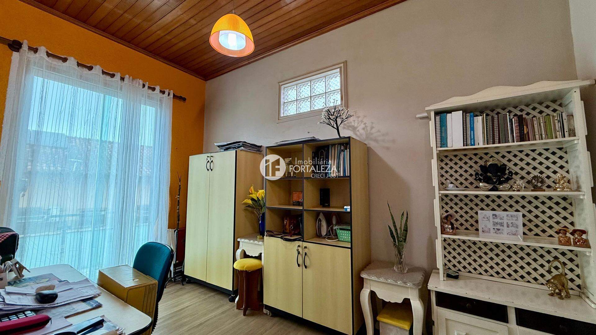 Casa à venda no Vila Ivonete: 