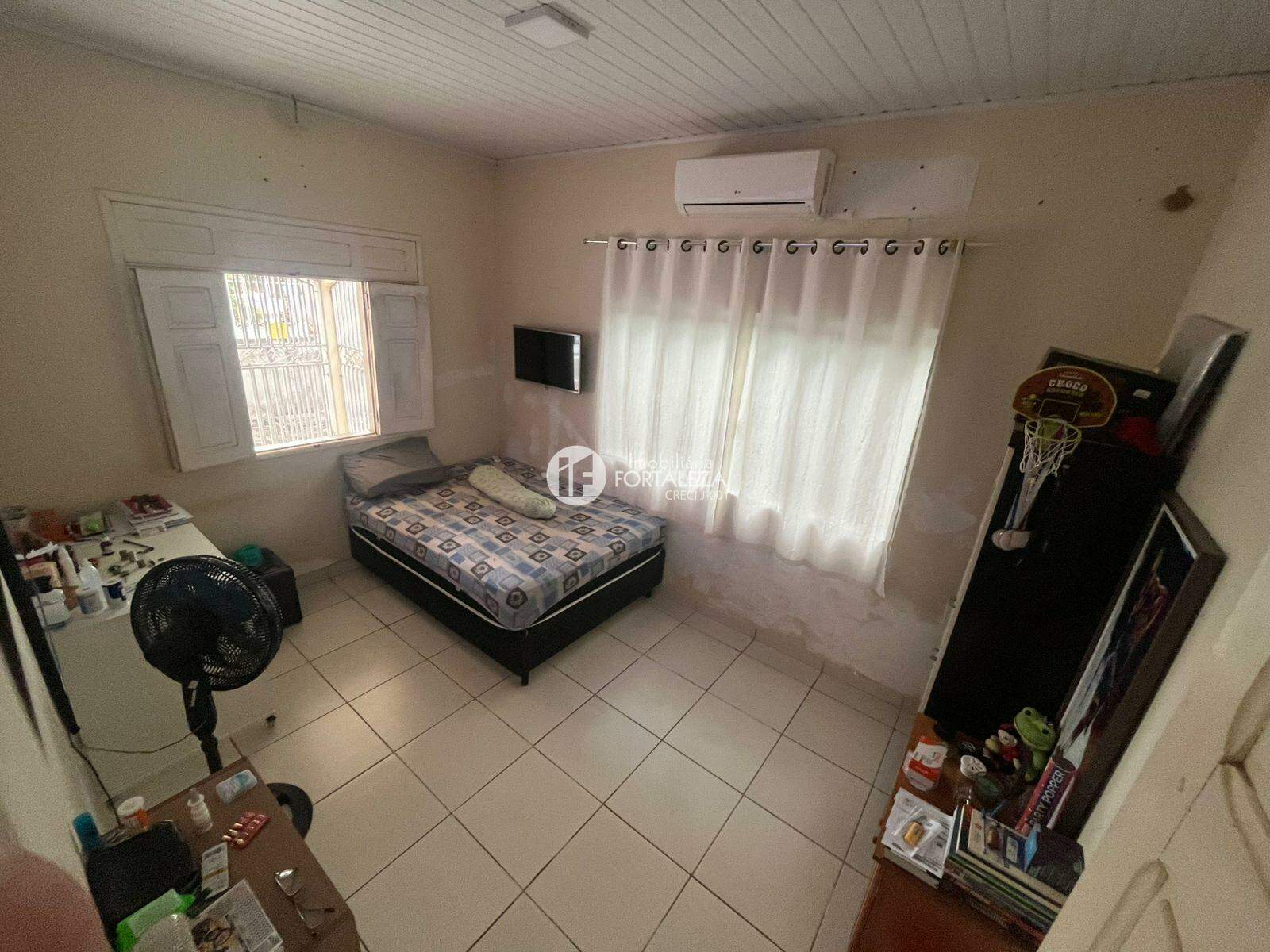 Casa Residencial à venda no Conjunto Xavier Maia: 