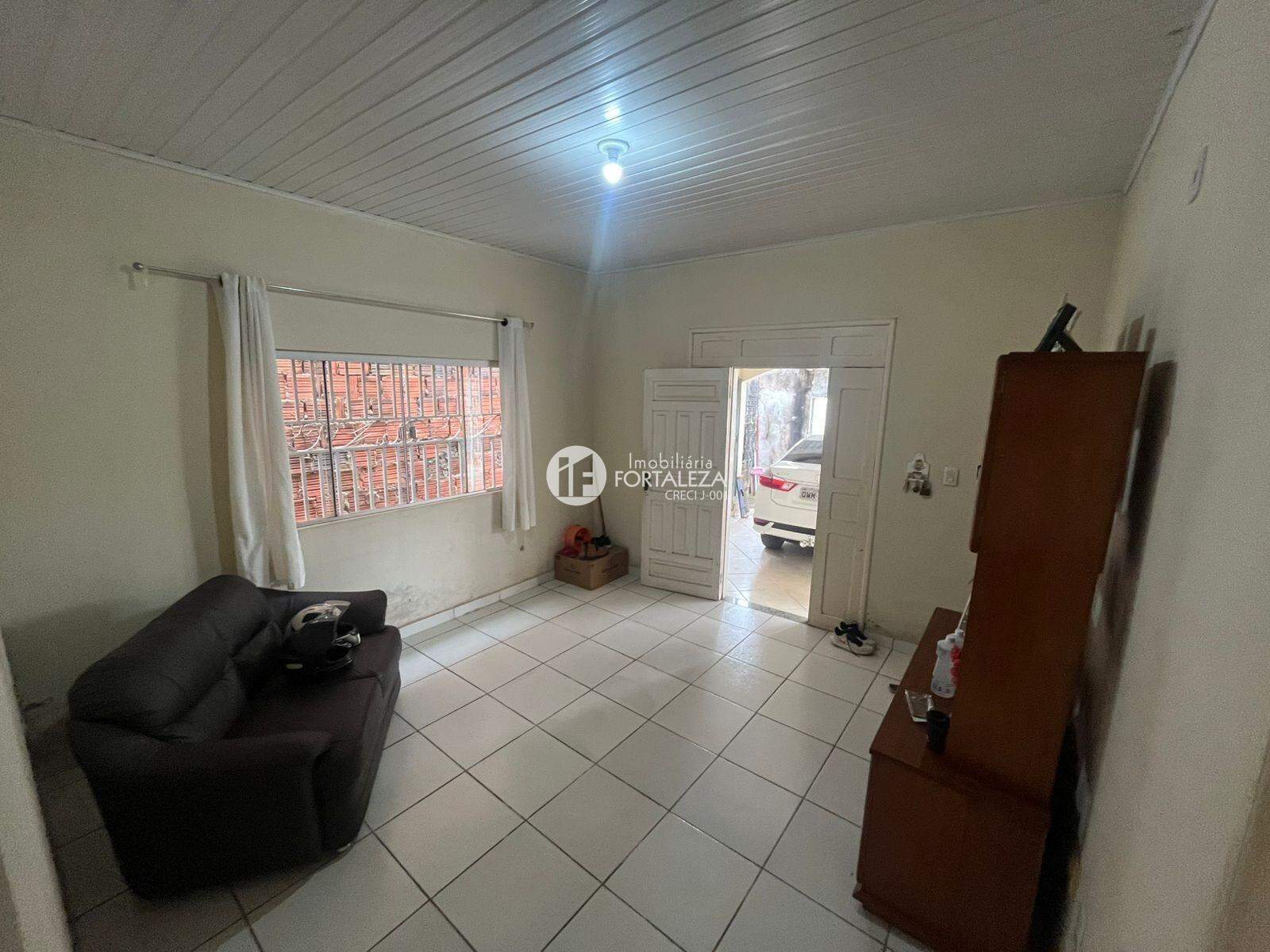 Casa Residencial à venda no Conjunto Xavier Maia: