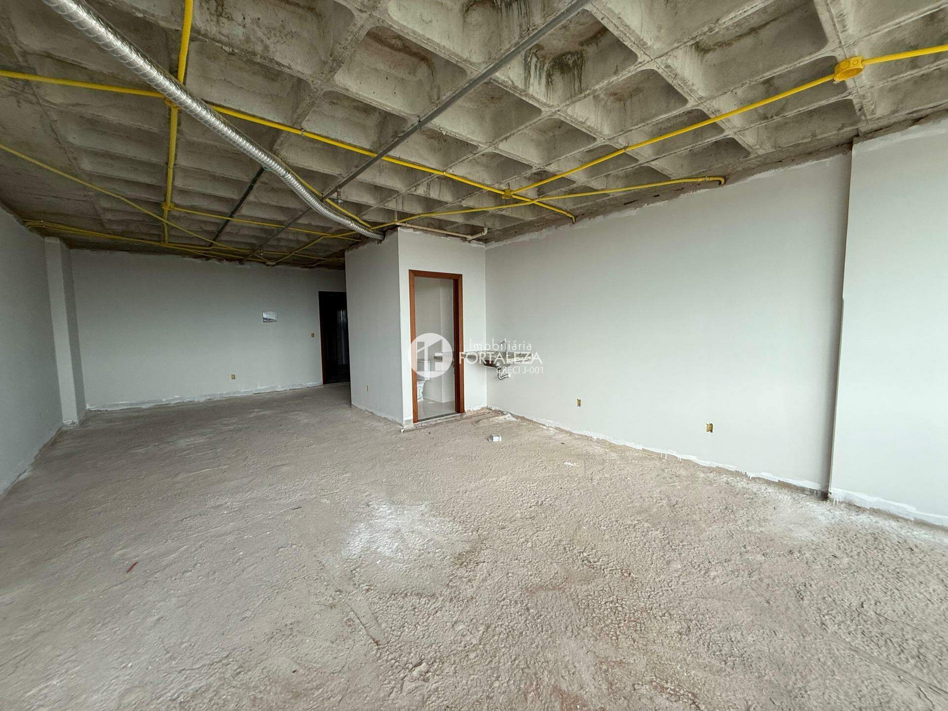 Sala à venda no Via Towers: 