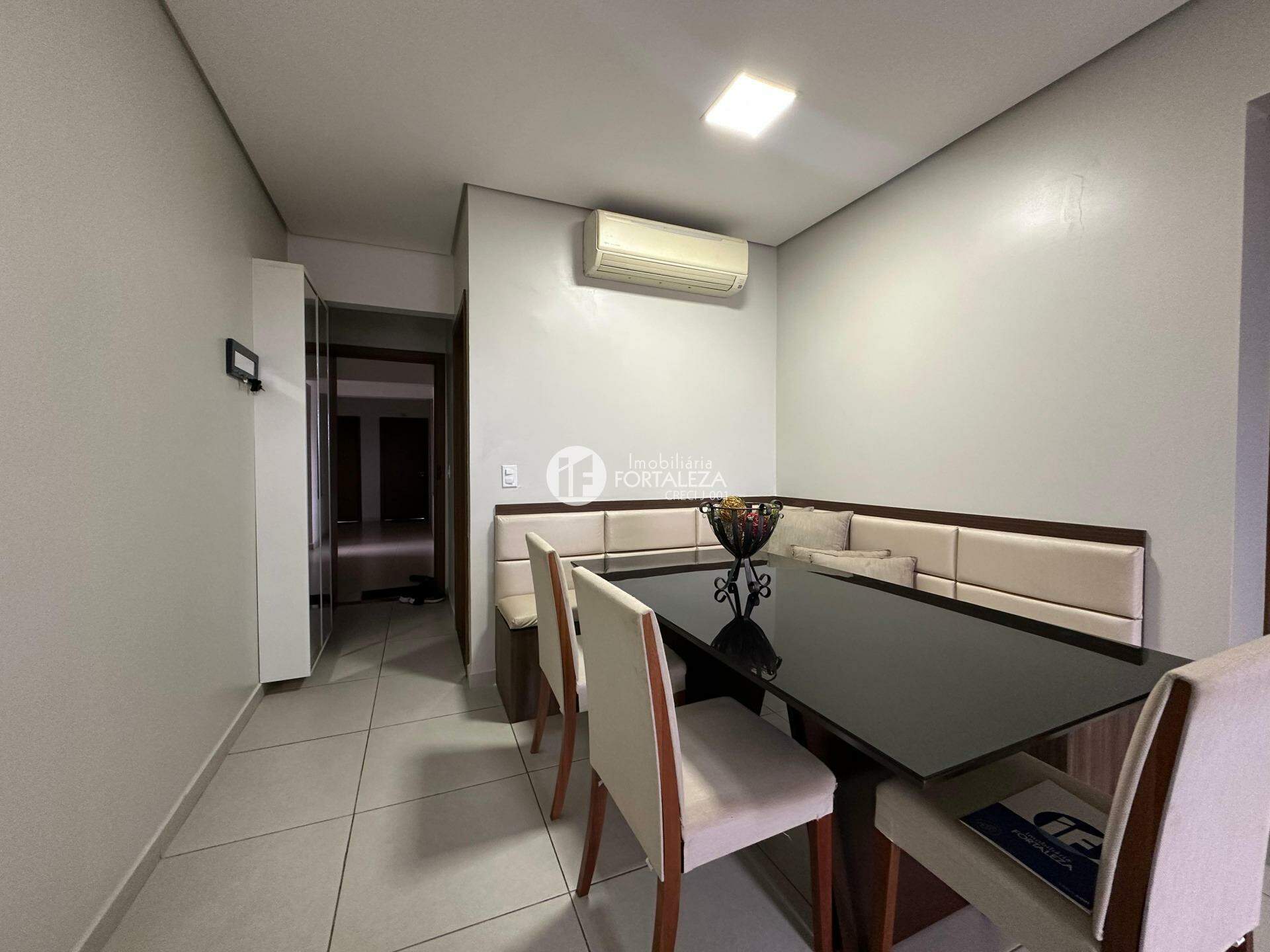 Apartamento à venda no Residencial Vitória Régia : 