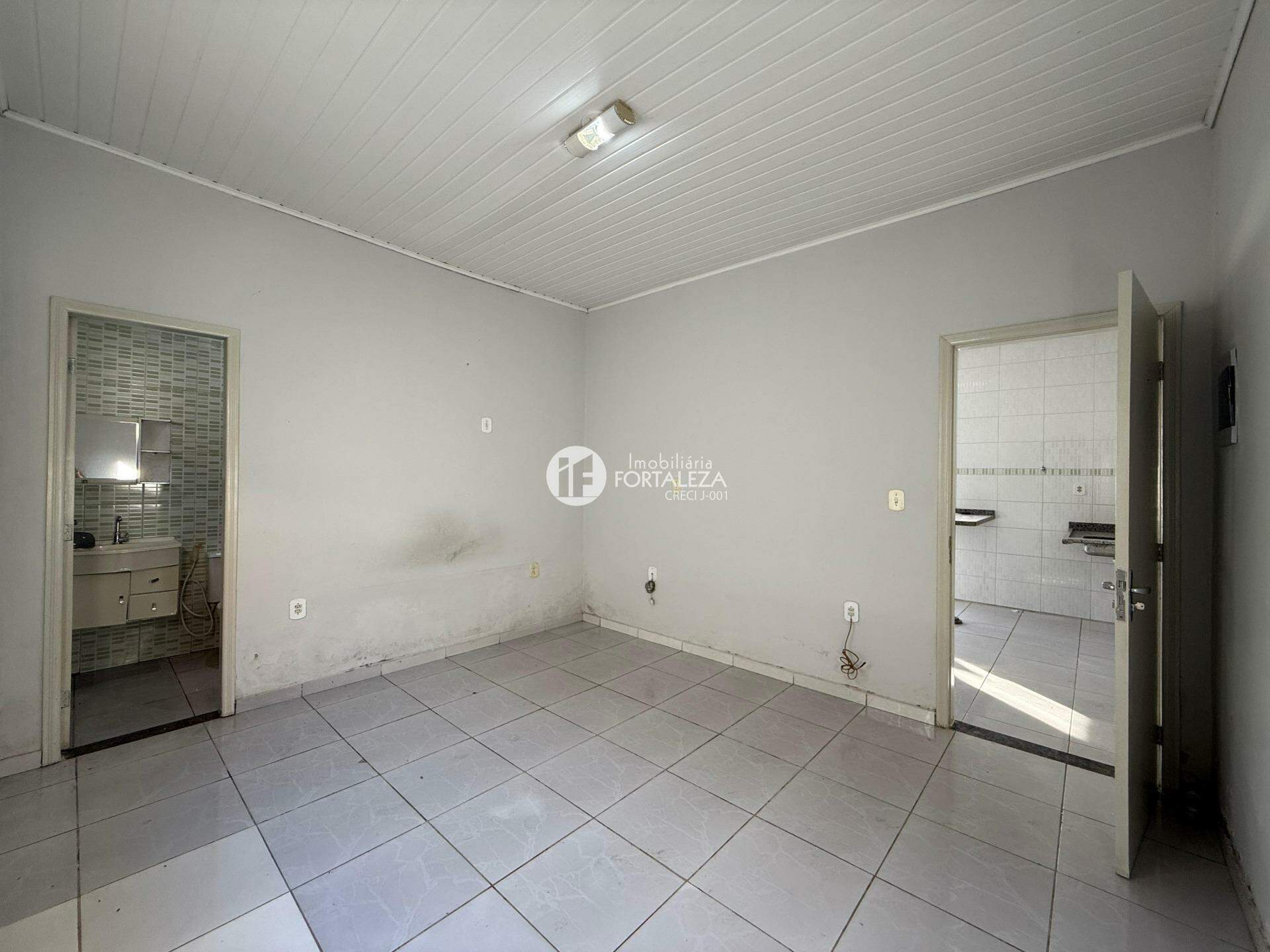 Casa à venda no Xavier Maia: 