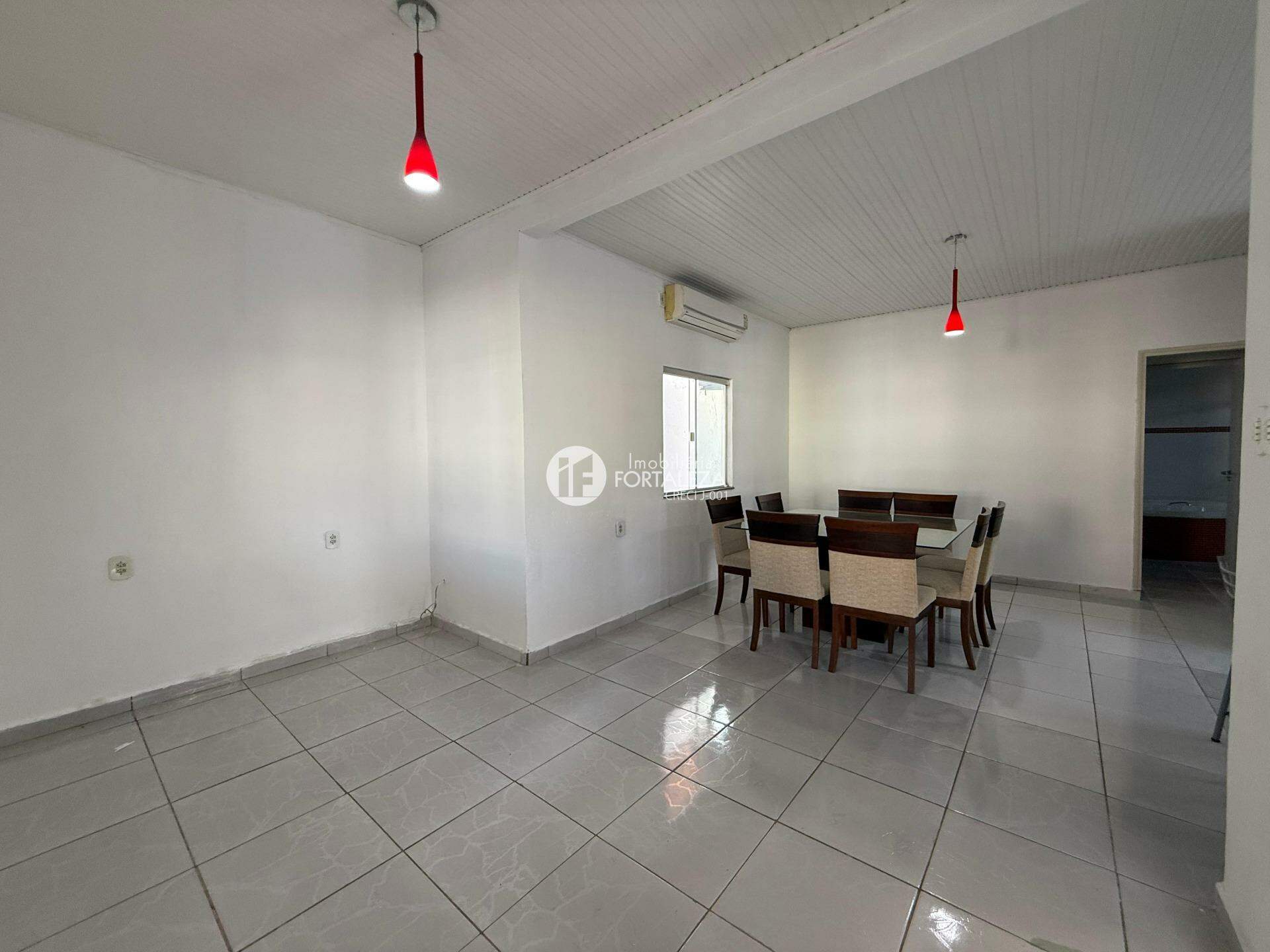 Casa à venda no Xavier Maia: 