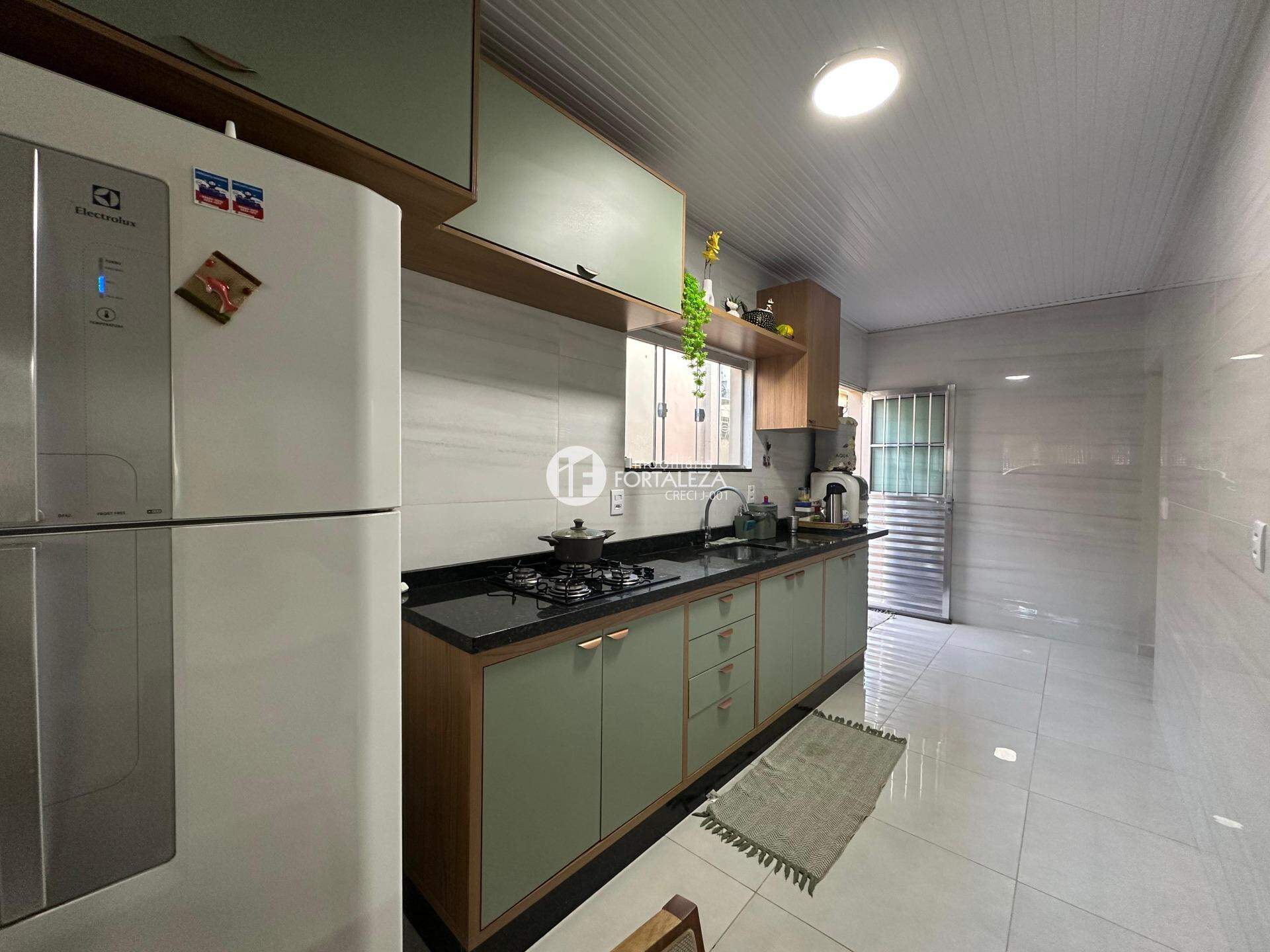 Casa à venda no Cohab do Bosque: 
