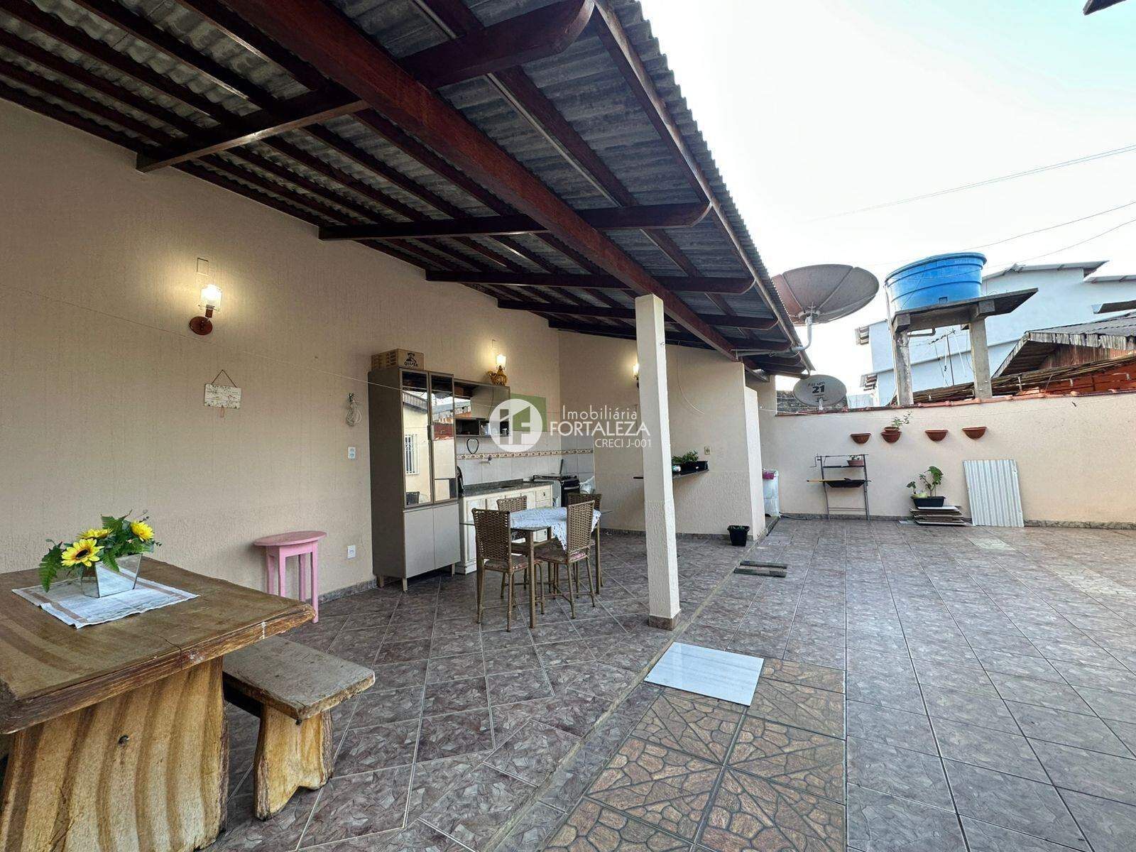 Casa à venda no Cohab do Bosque: 
