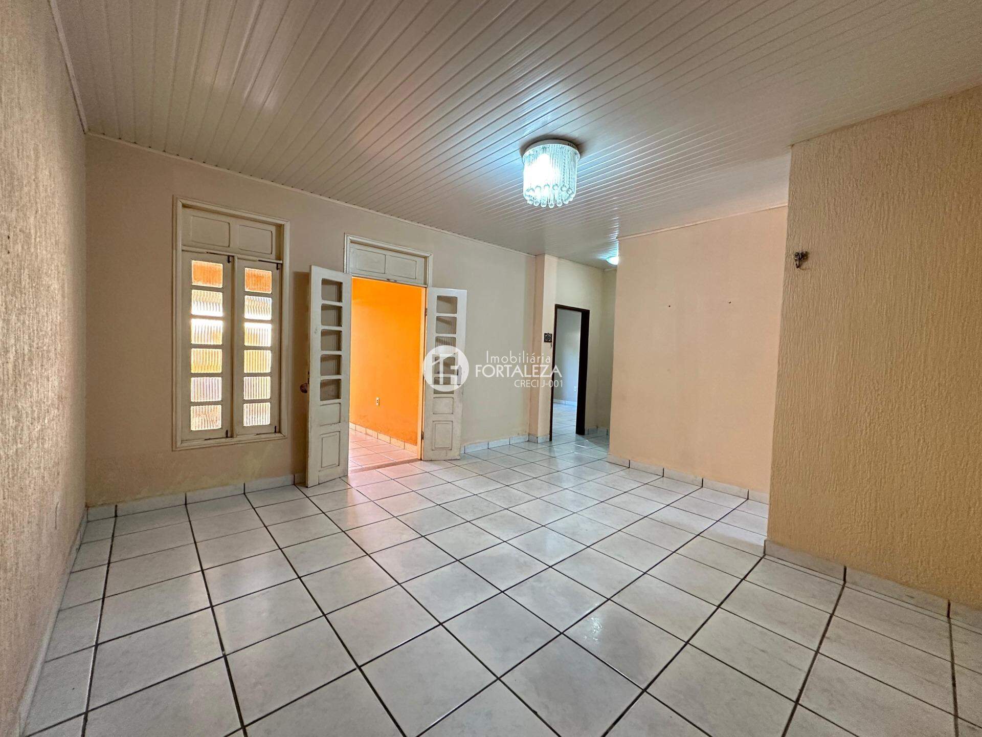 Casa à venda no Xavier Maia: 