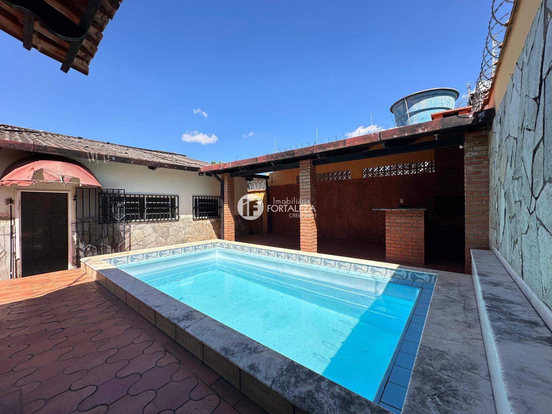 Casa à venda no Xavier Maia: 