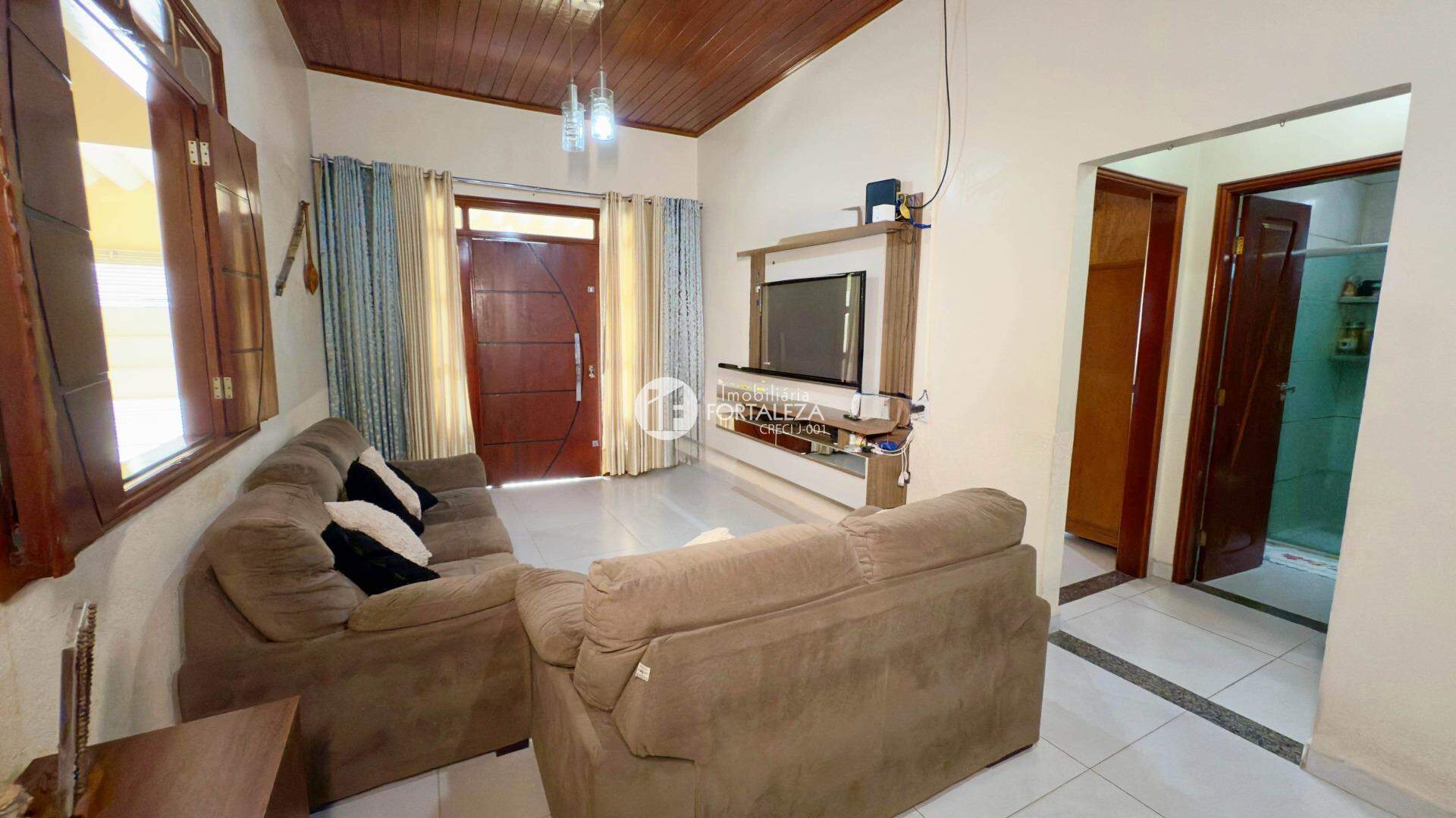 Casa à venda no Conjunto Universitário II: 