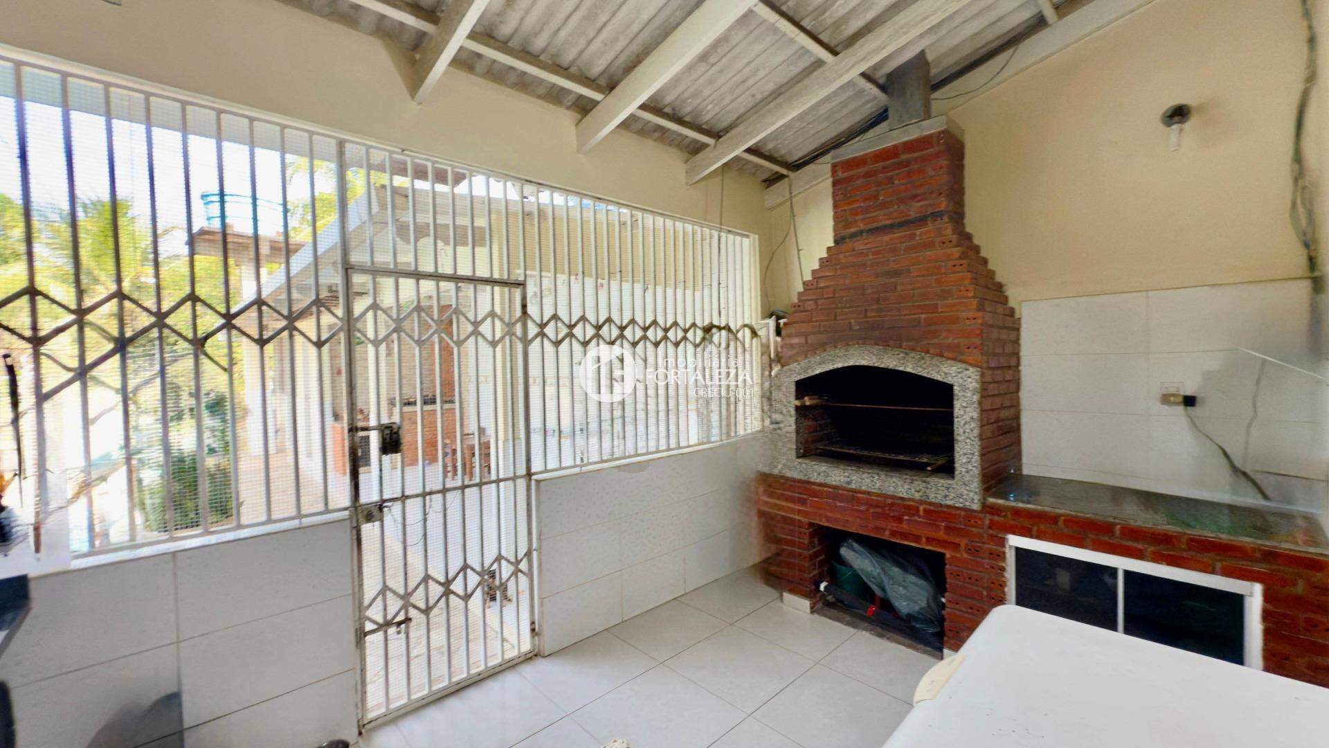 Casa à venda no Conjunto Universitário II: 