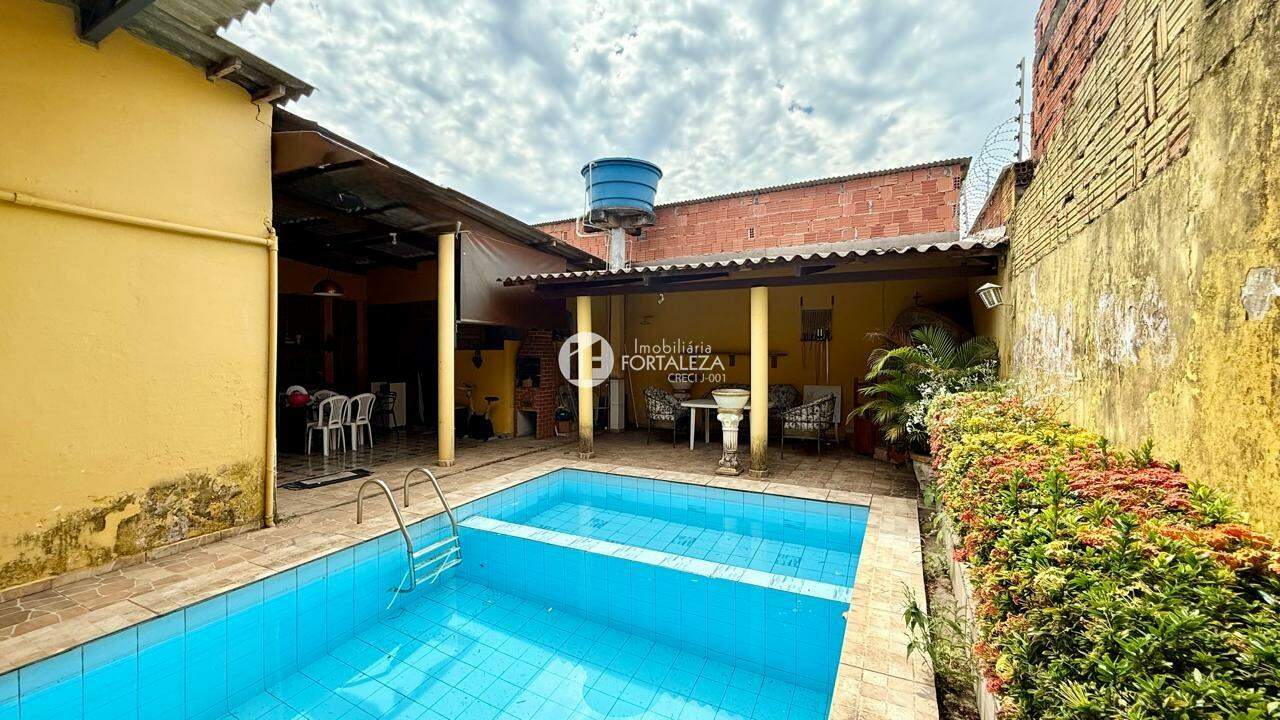 Casa Residencial à venda no Conjunto Tucumã: 