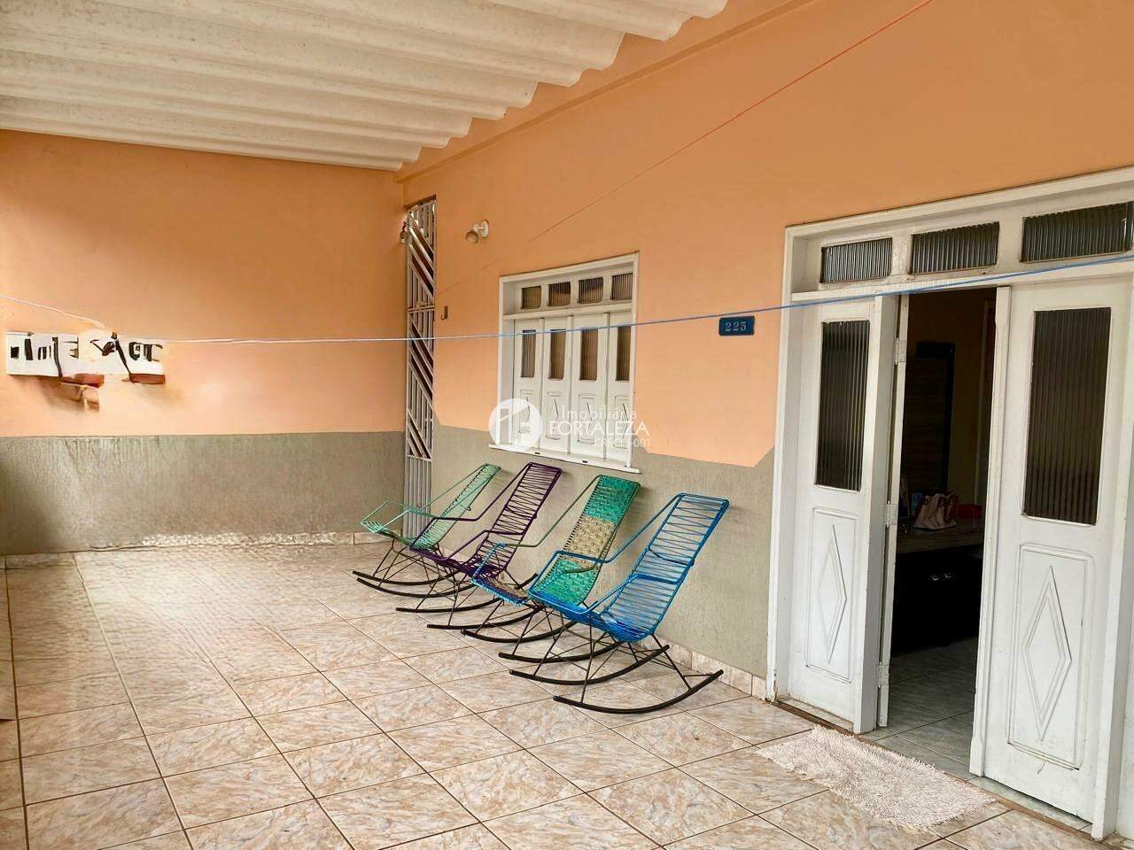 Casa Residencial à venda no Estação Experimental: 