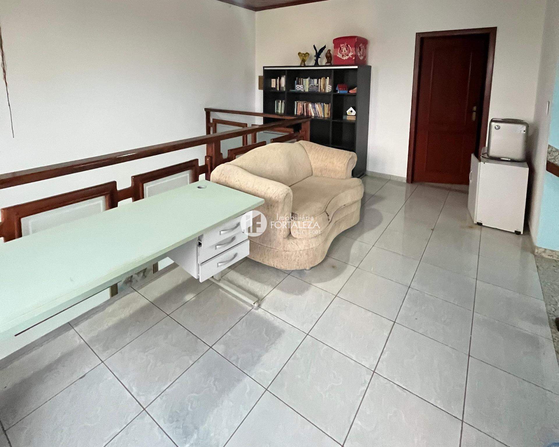 Casa Residencial à venda no Conjunto Ouricurí: 