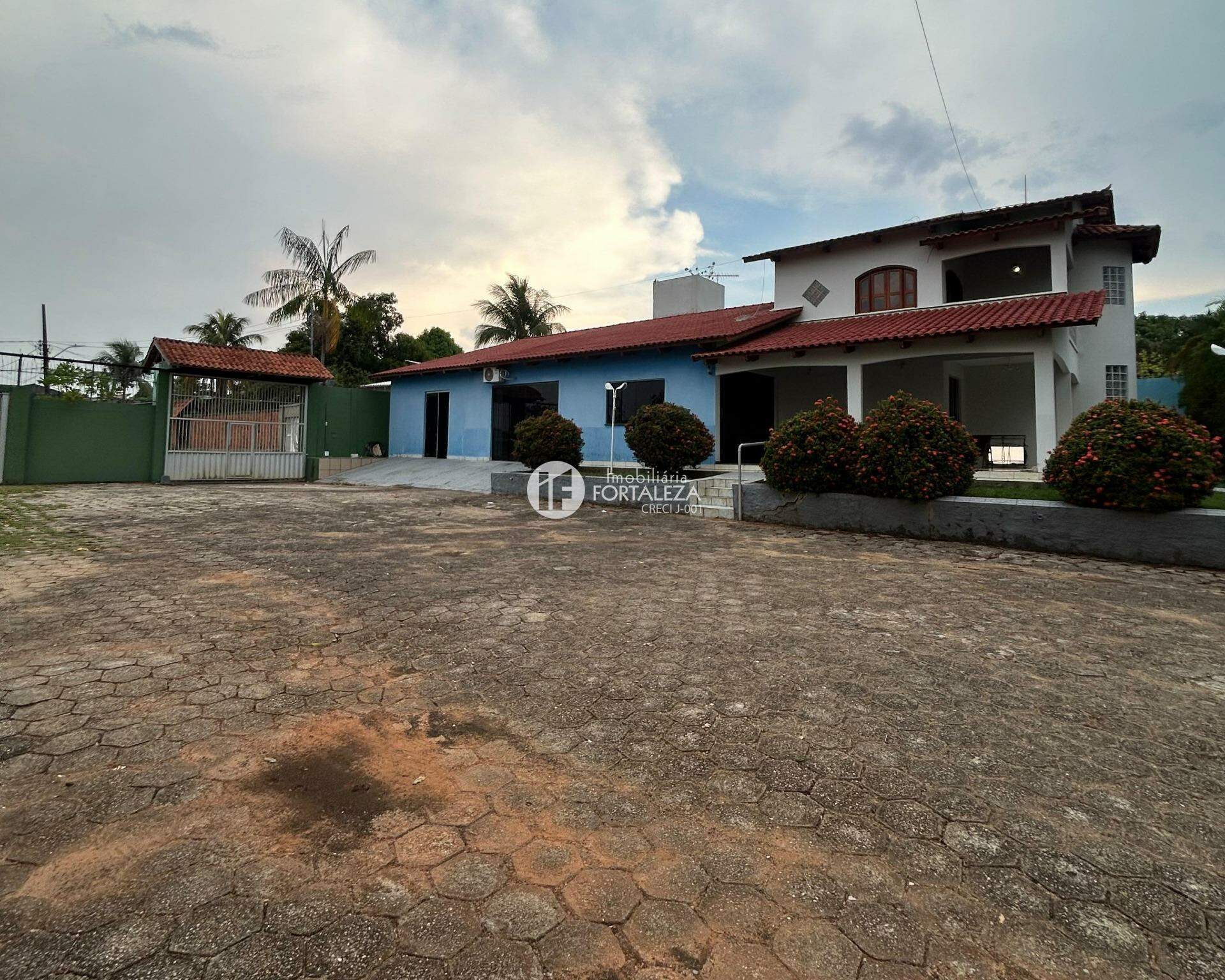 Casa Residencial à venda no Conjunto Ouricurí: