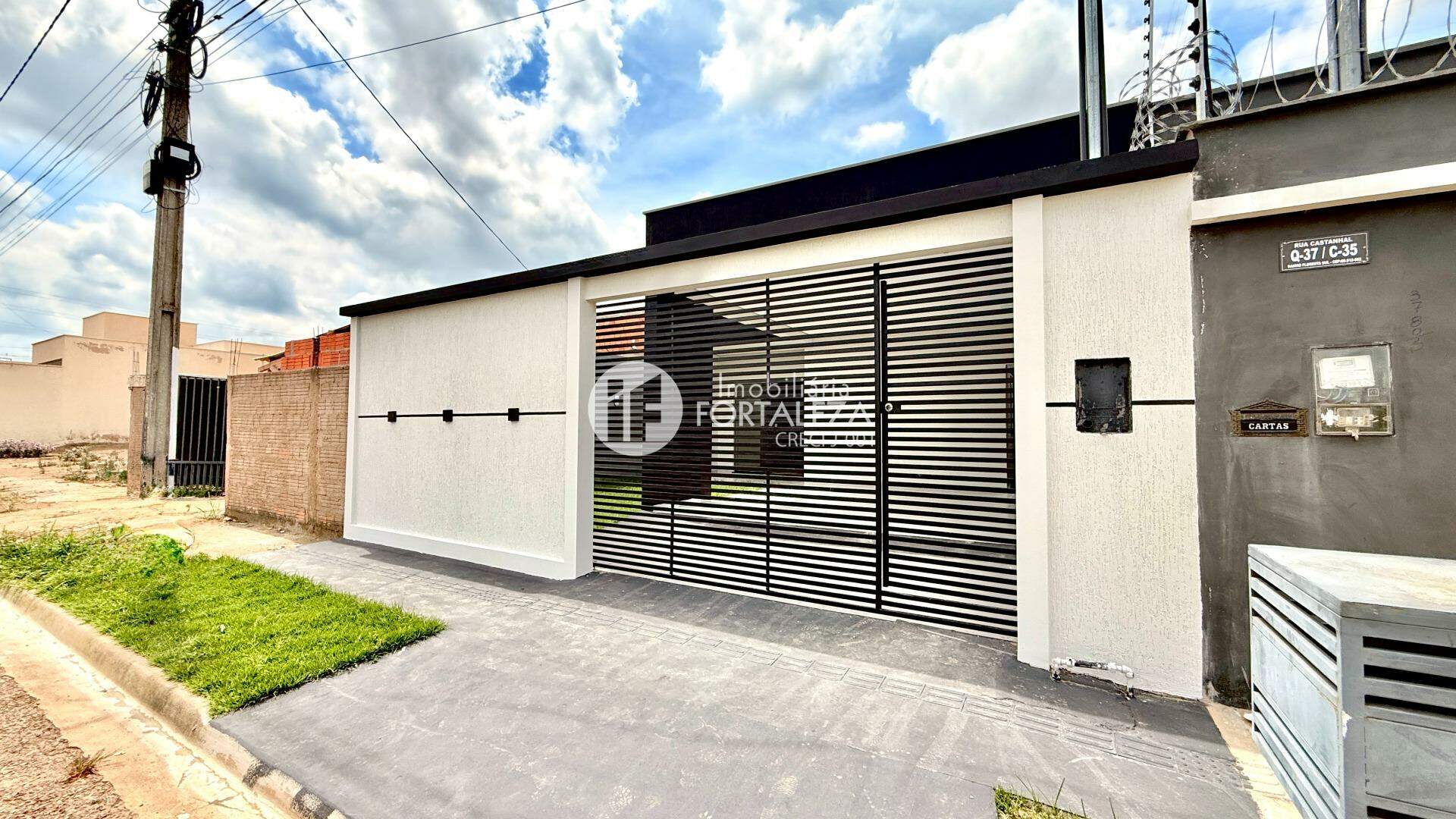 Casa Residencial à venda no Residencial Parque Bonsucesso: 