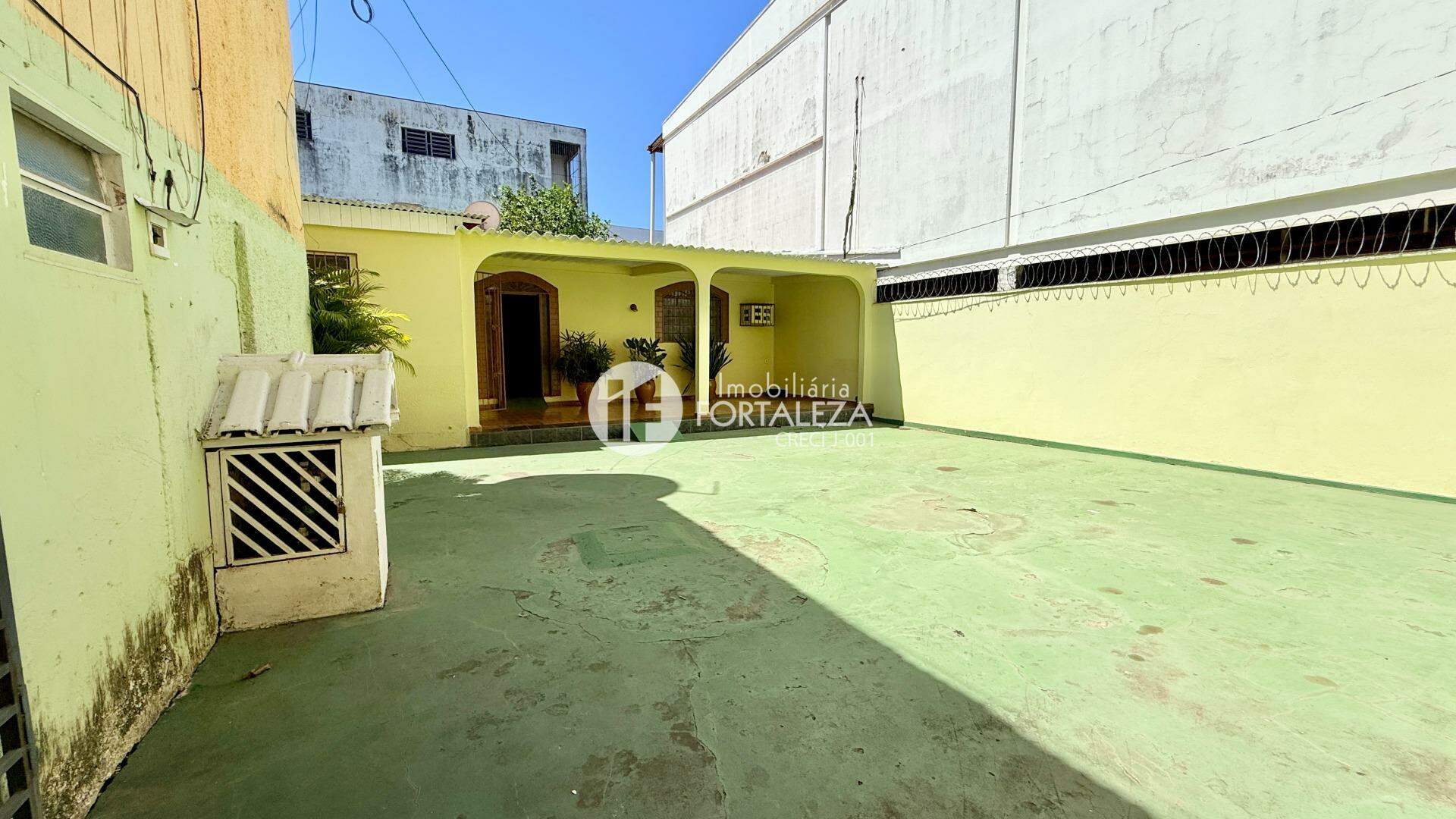 Casa Residencial à venda no Bosque: 