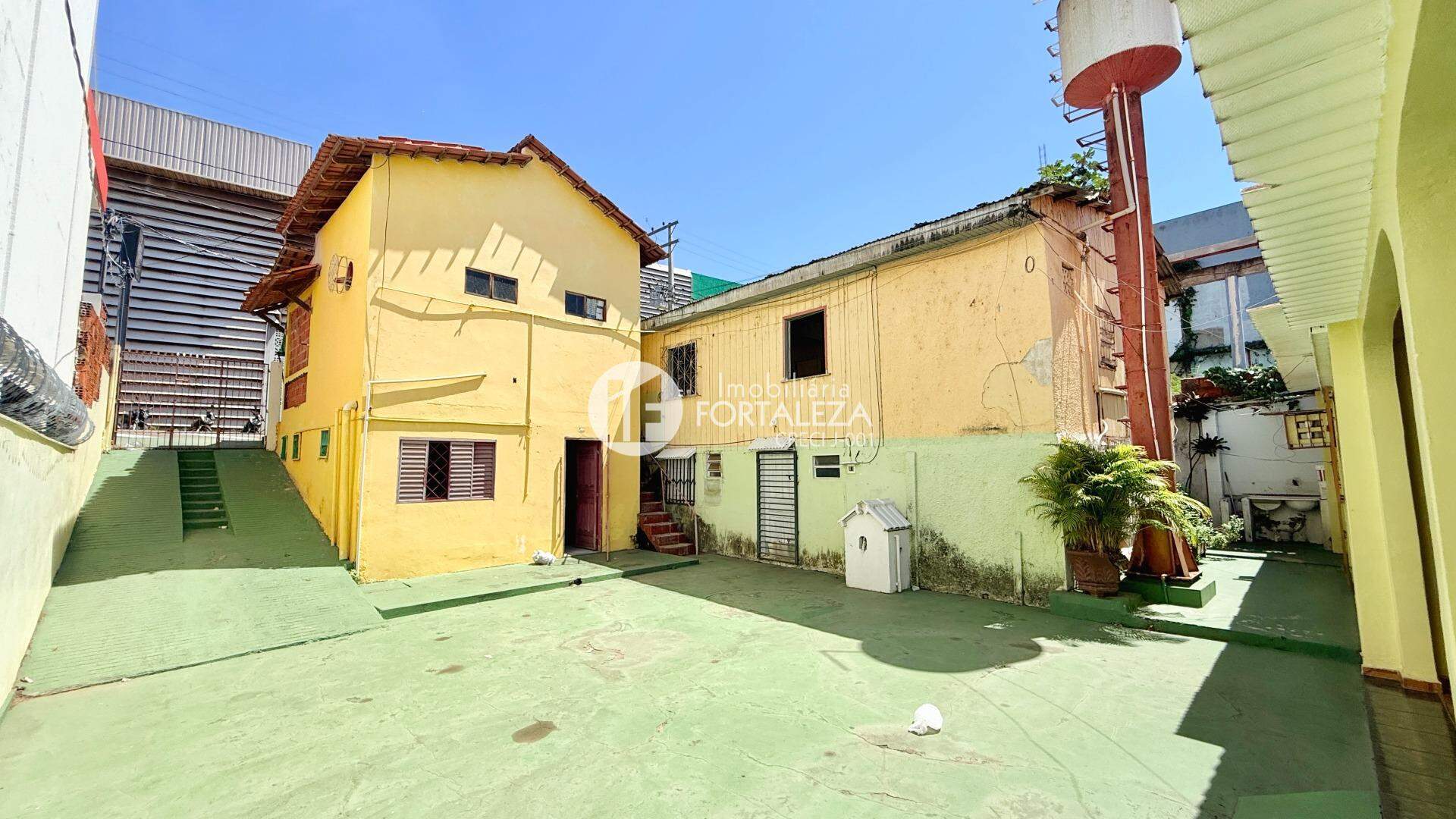 Casa Residencial à venda no Bosque: 