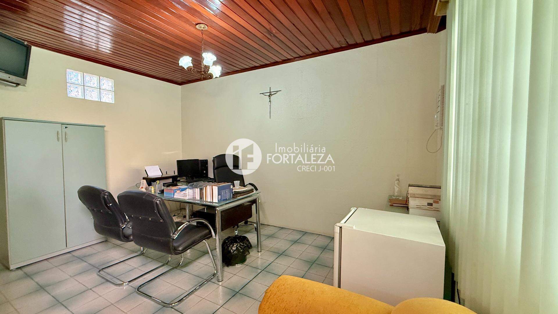 Casa Residencial à venda no Bosque: 