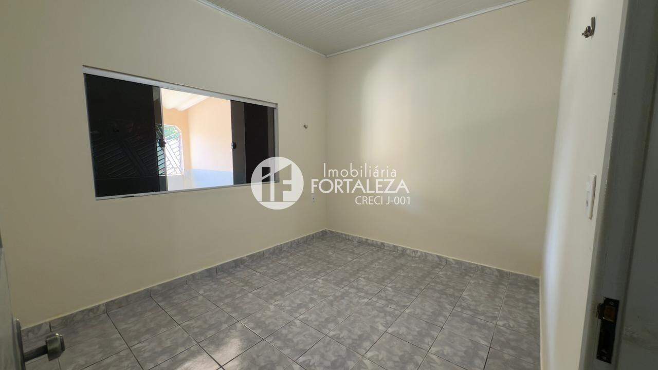 Casa para aluguel no Nova Estação: