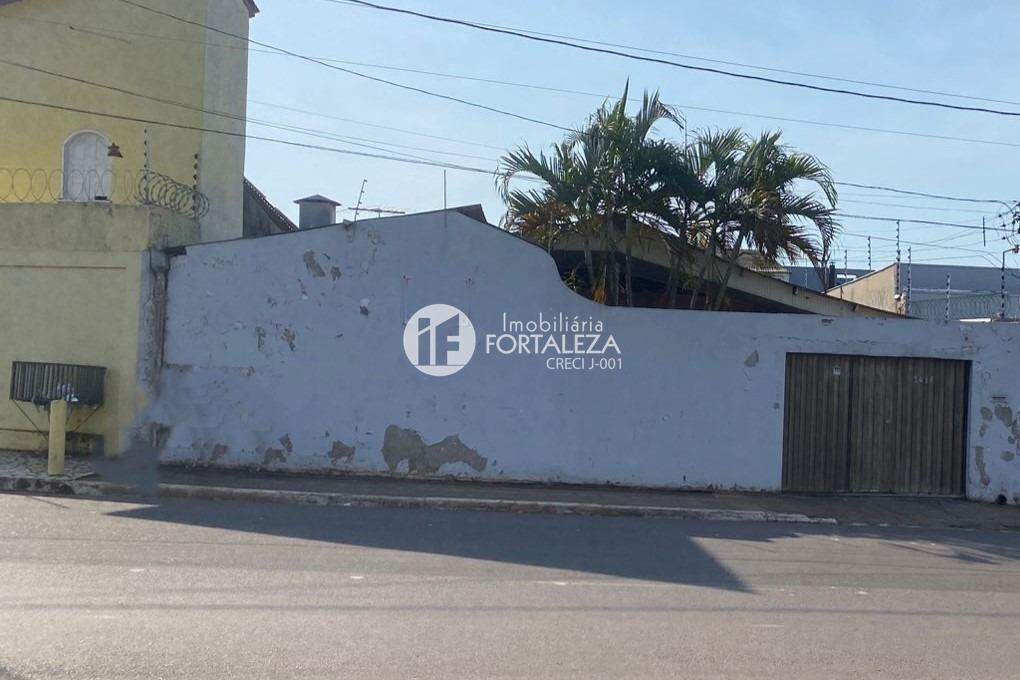 Casa Residencial à venda no Floresta: