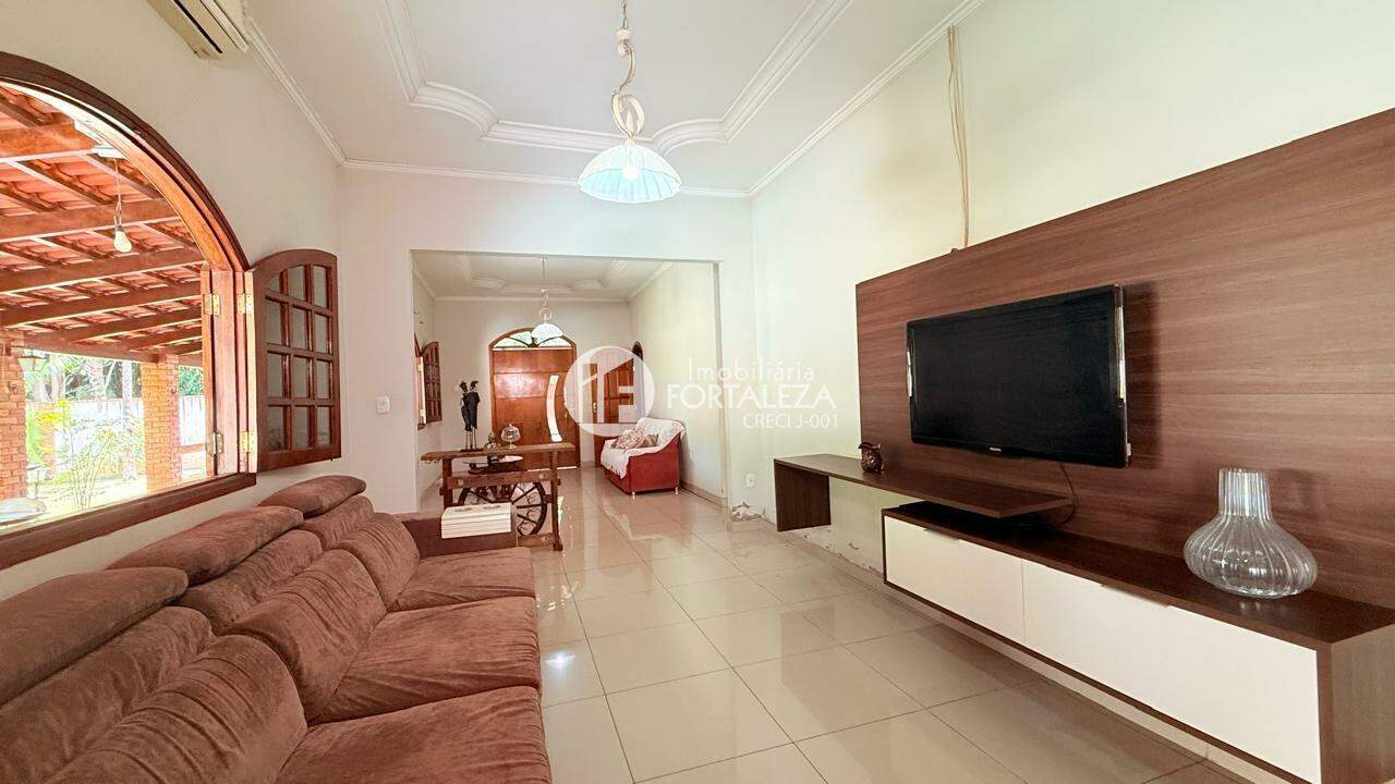 Casa Residencial à venda no Conjunto Paulo César de Oliveira: