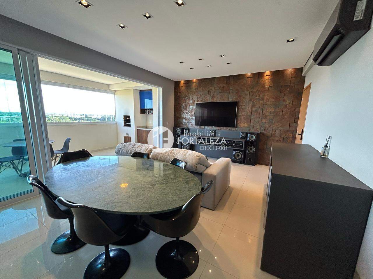 Apartamento à venda no Residencial Flamboyant: 