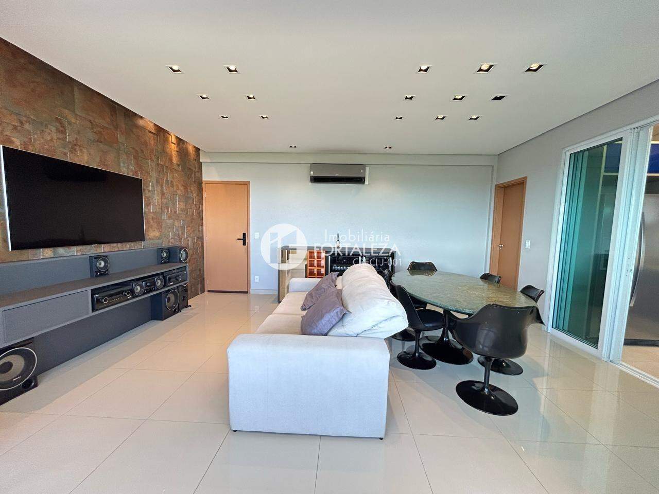 Apartamento à venda no Residencial Flamboyant: 