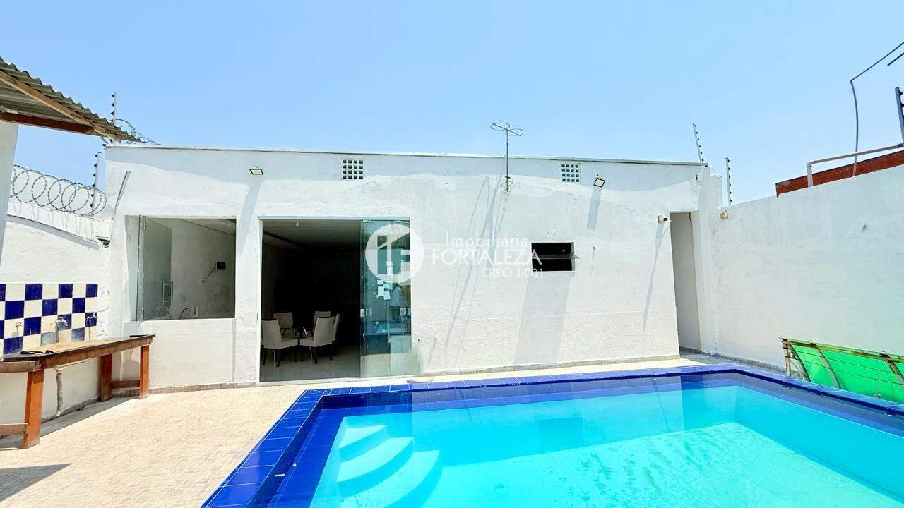 Casa Residencial à venda no Conjunto Manoel Julião:
