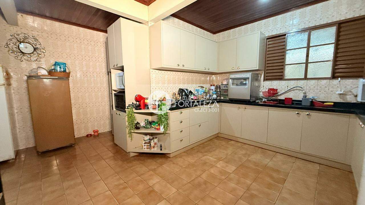 Casa Residencial à venda no Bosque: 