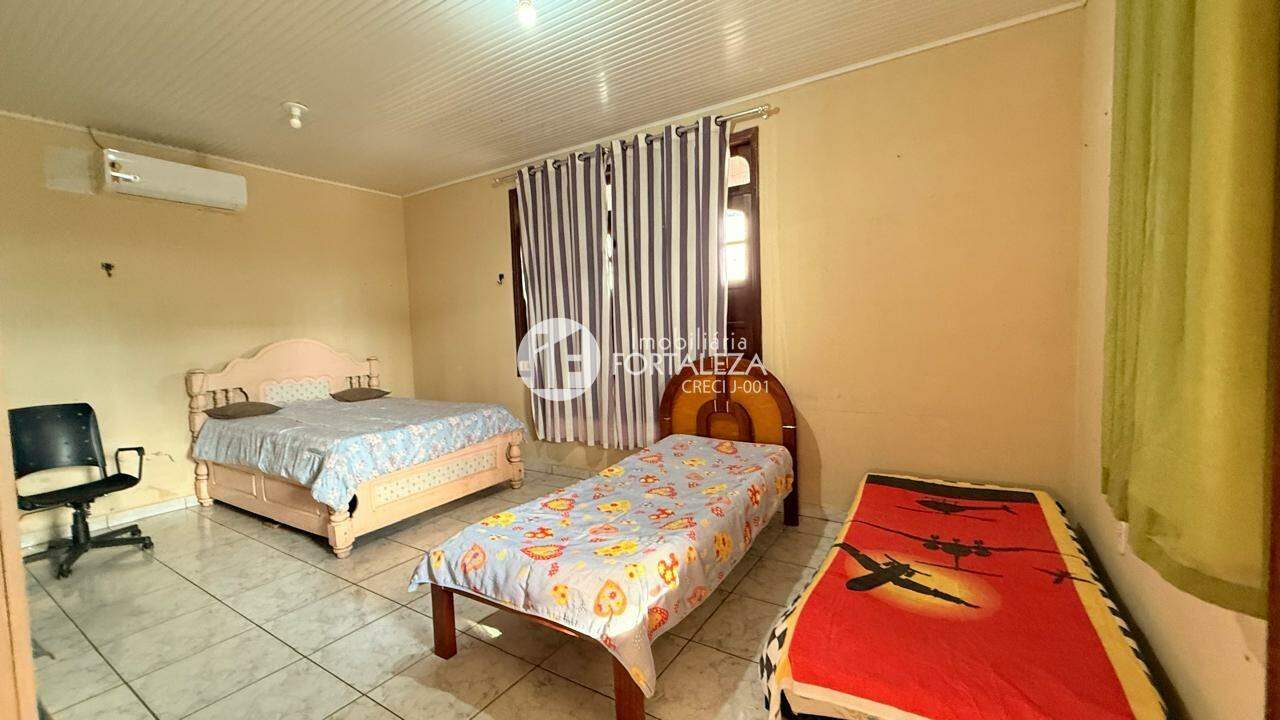 Casa Residencial à venda no Bosque: 