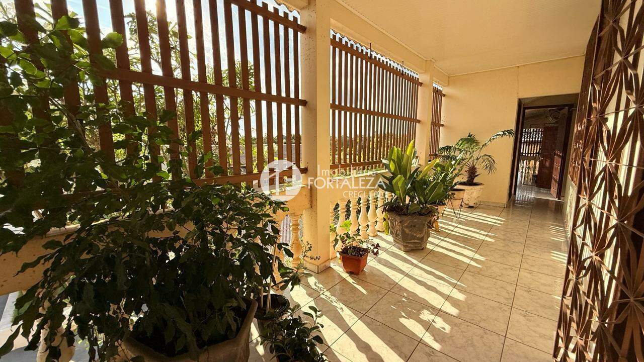 Casa Residencial à venda no Bosque: 
