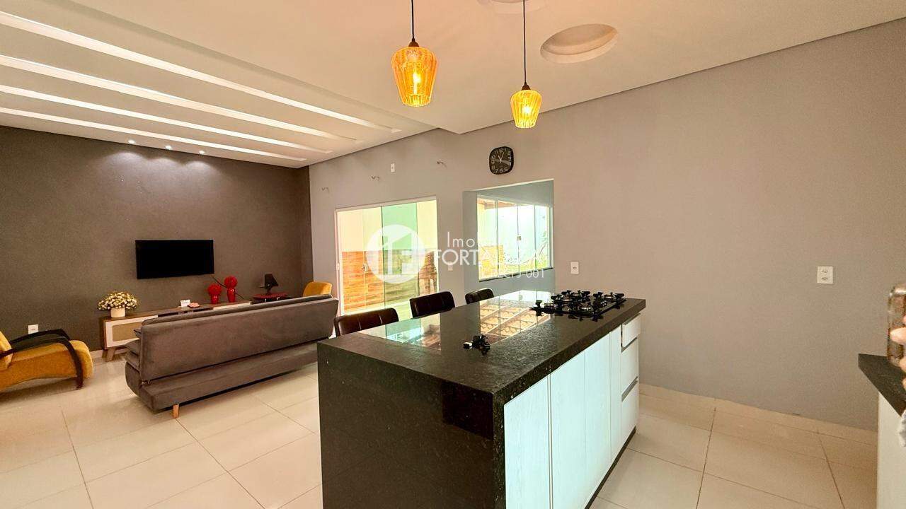 Casa Residencial à venda no Conjunto Universitário: 
