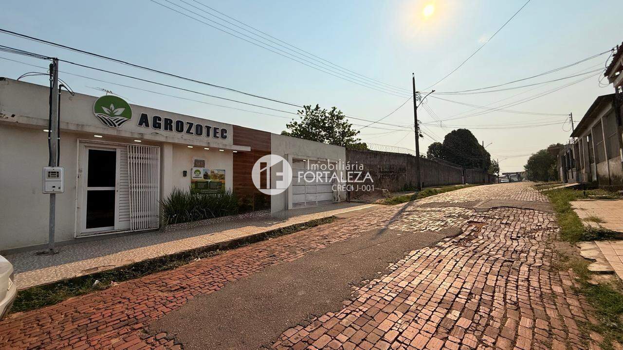 Casa Residencial à venda no Estação Experimental: