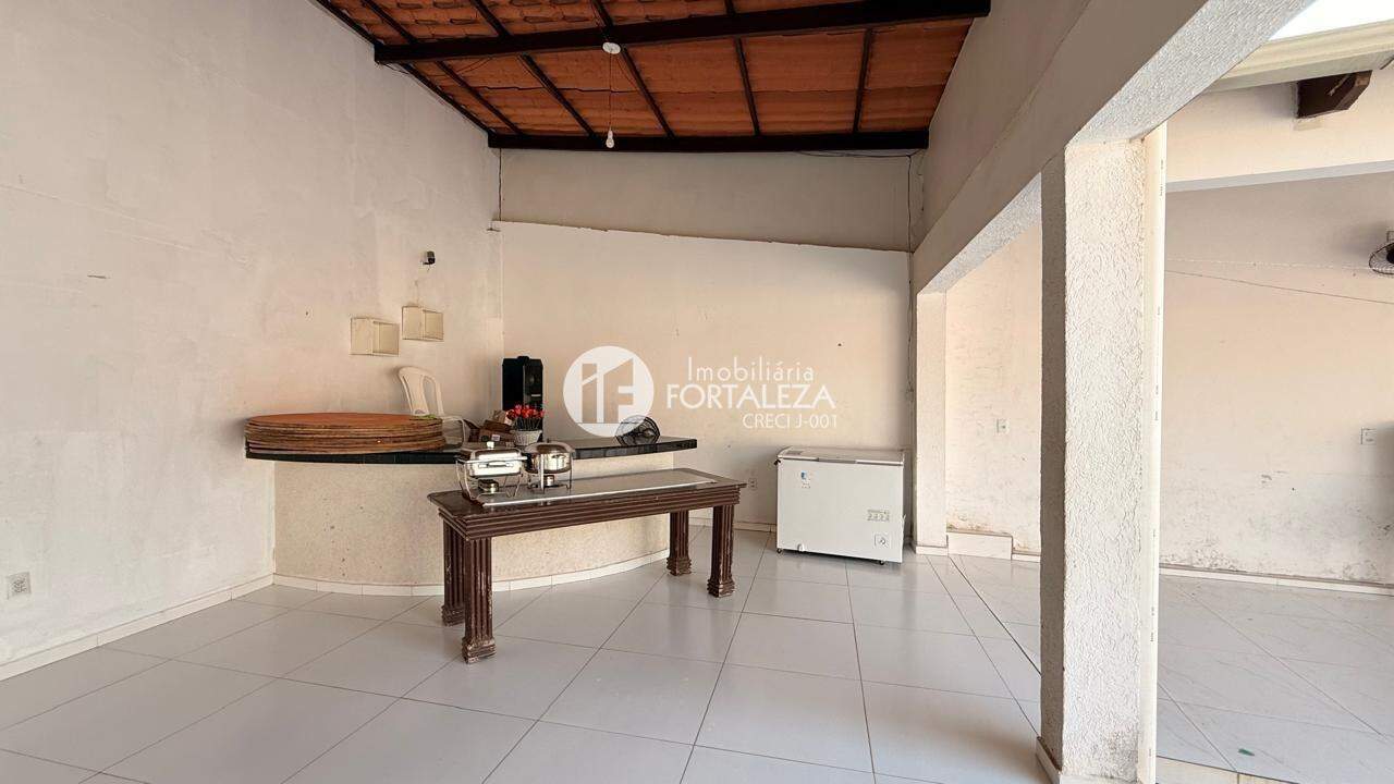 Casa Residencial à venda no Estação Experimental: 