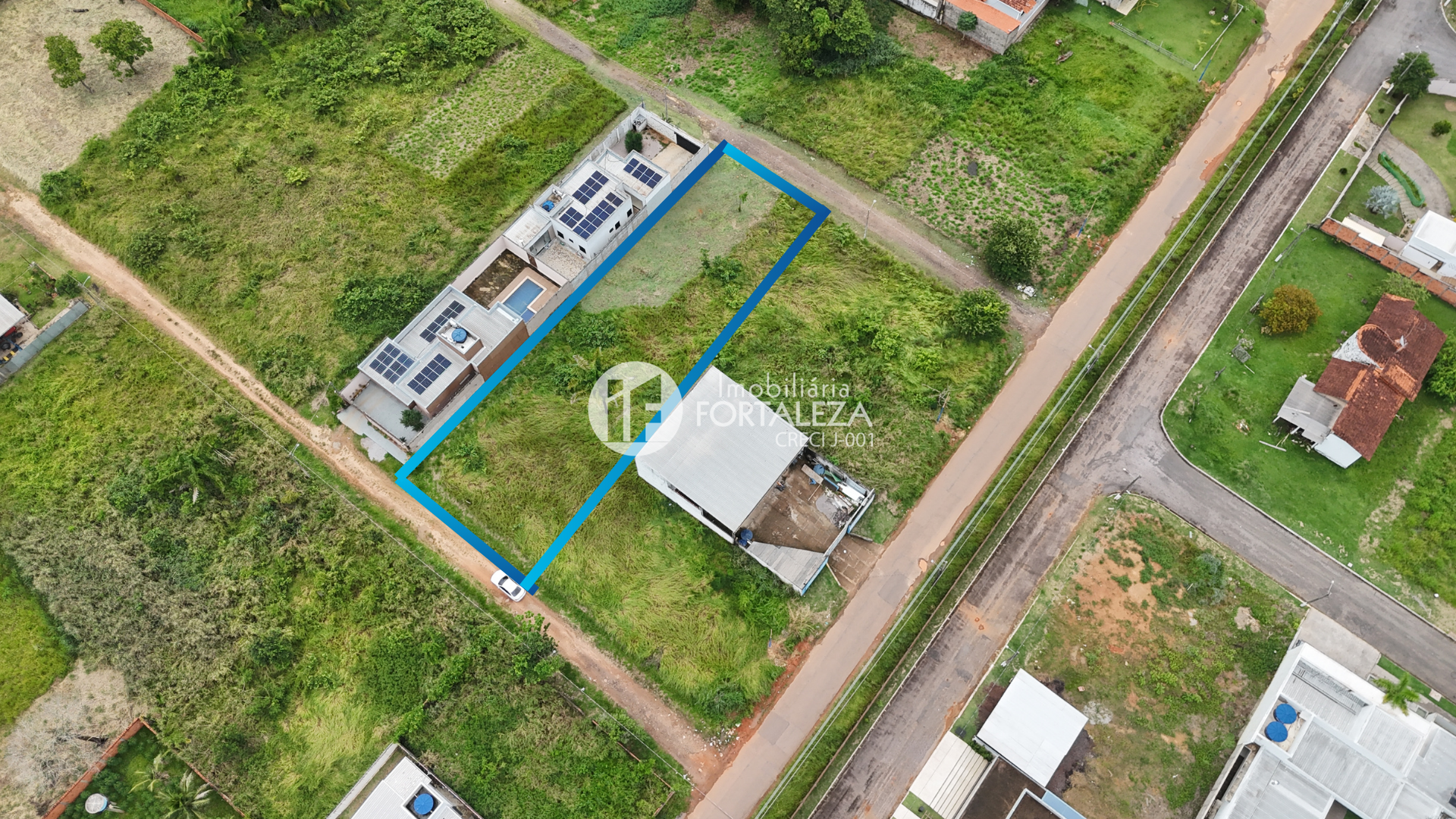 Lote à venda no Conjunto Jardim Universitário: 