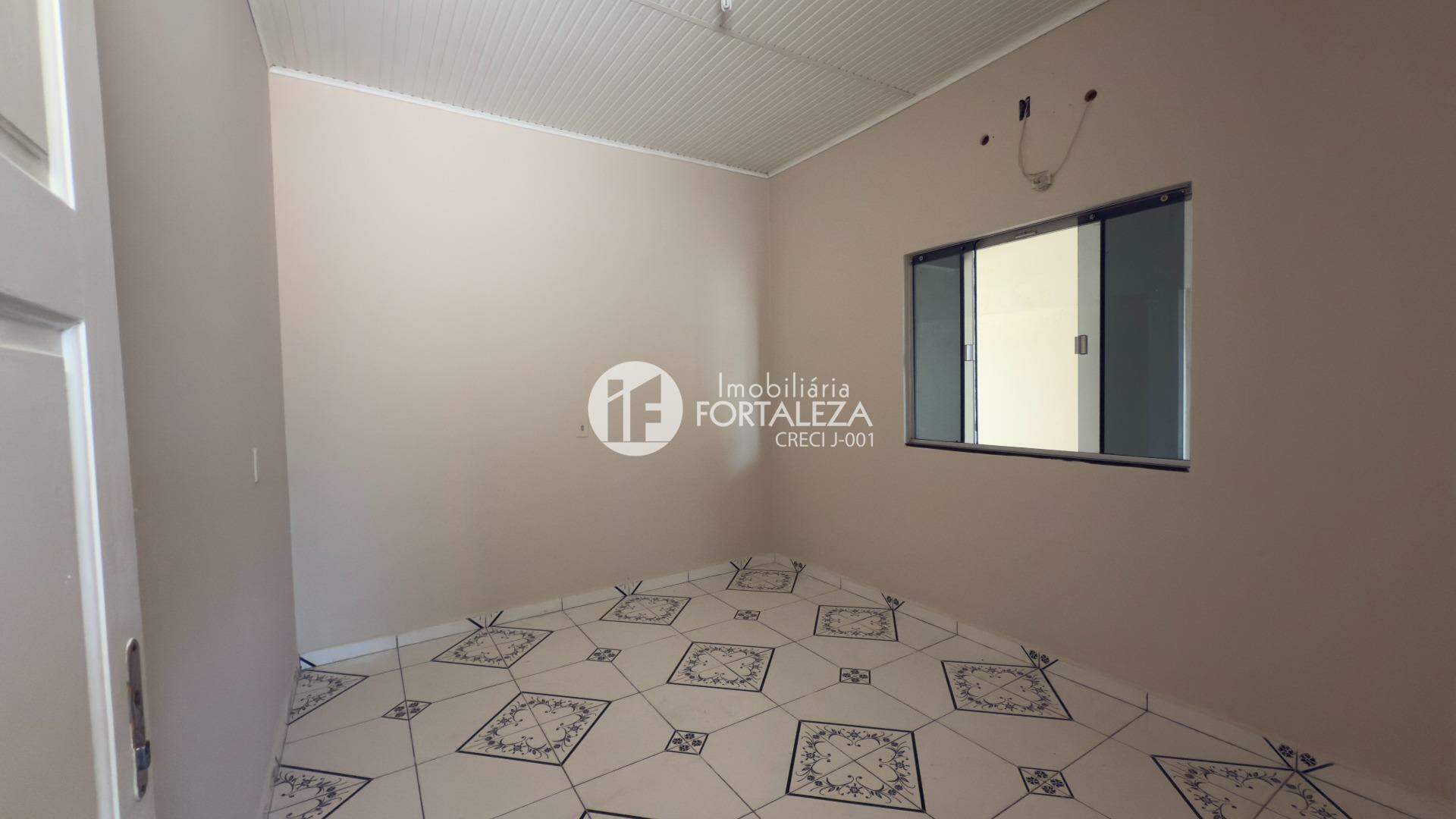 Casa Residencial à venda no Tancredo Neves: 