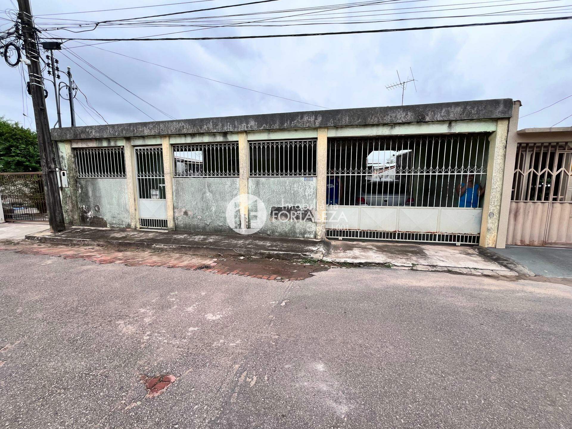 Casa Residencial à venda no Conjunto Tucumã: